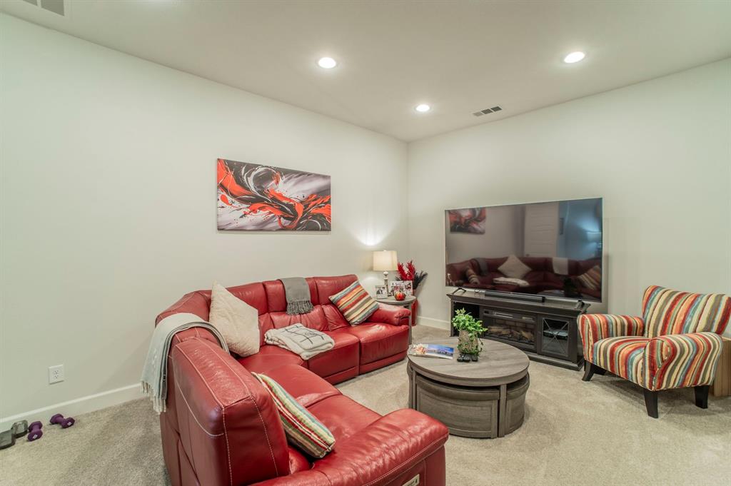 Midlothian, Texas, 76065, United States, 4 Bedrooms Bedrooms, ,4 BathroomsBathrooms,Residential,For Sale,2001544