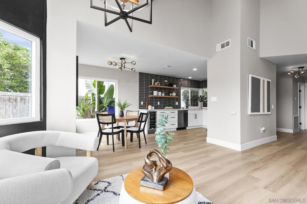 San Diego, California, 92111, United States, 3 Bedrooms Bedrooms, ,3 BathroomsBathrooms,Residential,For Sale,2010318