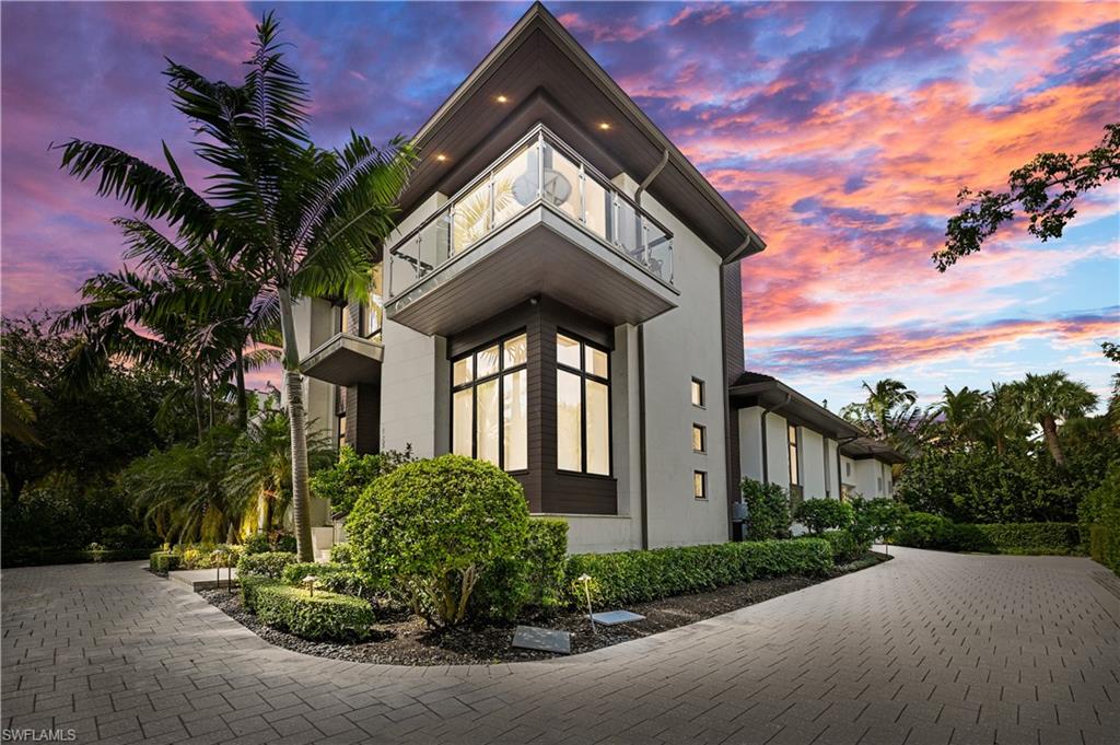 Naples, Florida, 34102, United States, 5 Bedrooms Bedrooms, ,6 BathroomsBathrooms,Residential,For Sale,1912441