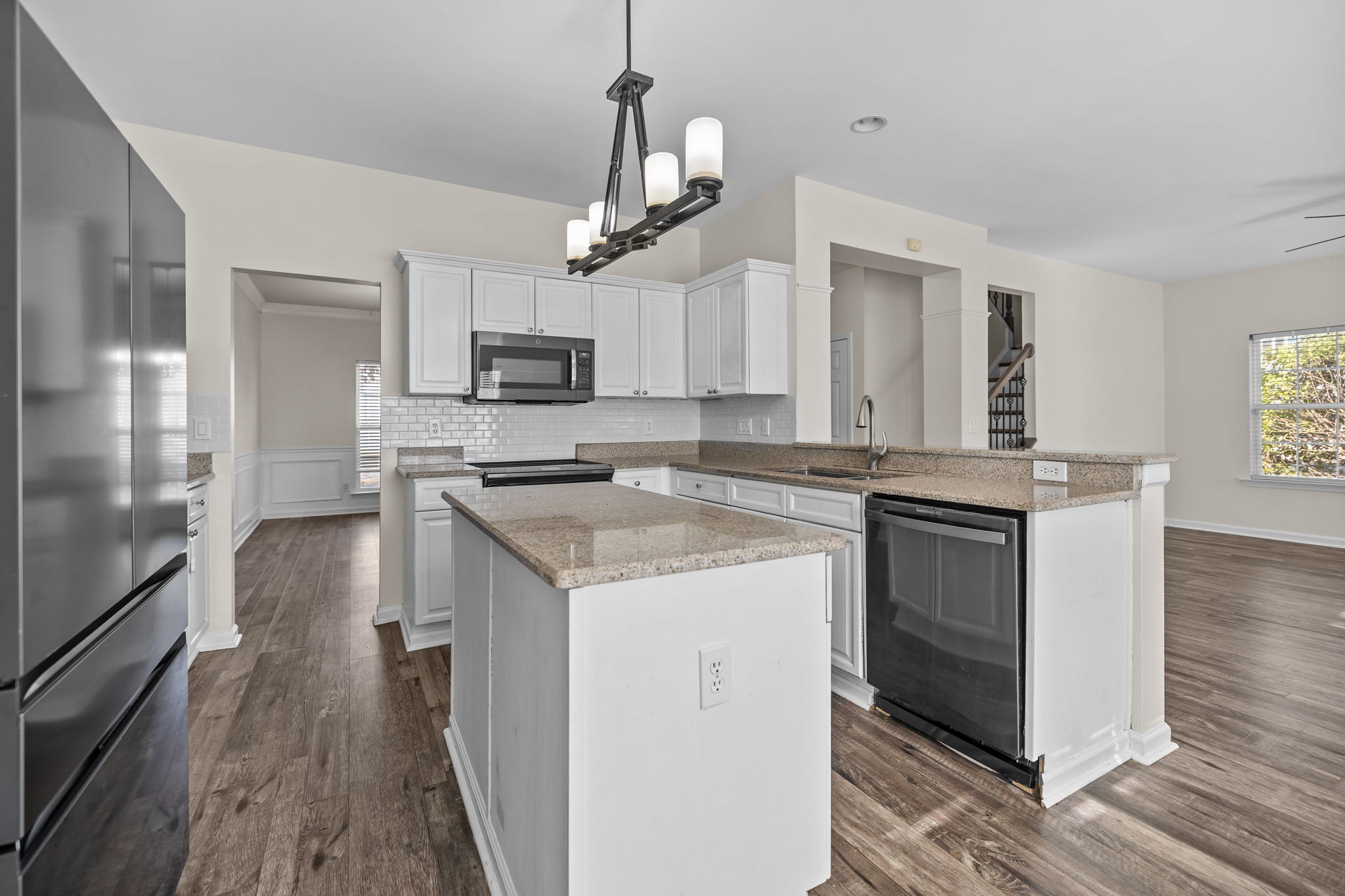 Matthews, North Carolina, 28105, United States, 6 Bedrooms Bedrooms, ,3 BathroomsBathrooms,Residential,For Sale,2005712