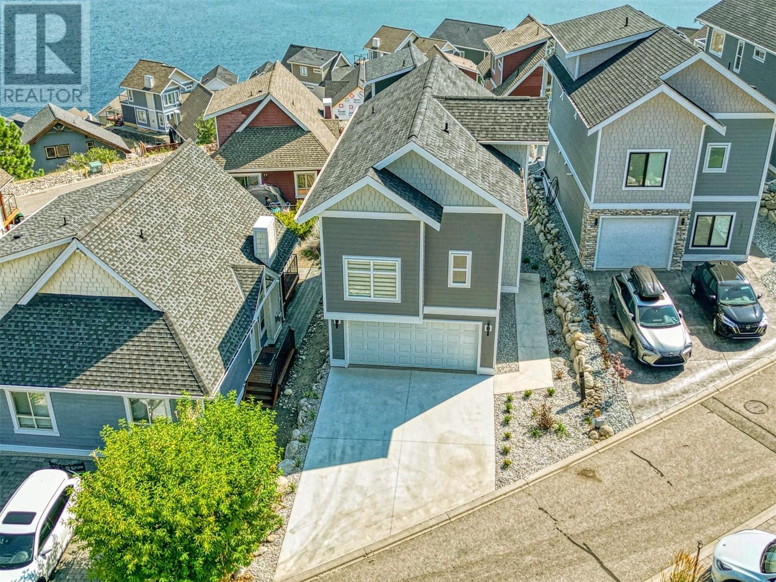 KELOWNA, British Columbia, V1Z 3R8, CA, 3 Bedrooms Bedrooms, ,2 BathroomsBathrooms,Residential,For Sale,1865801
