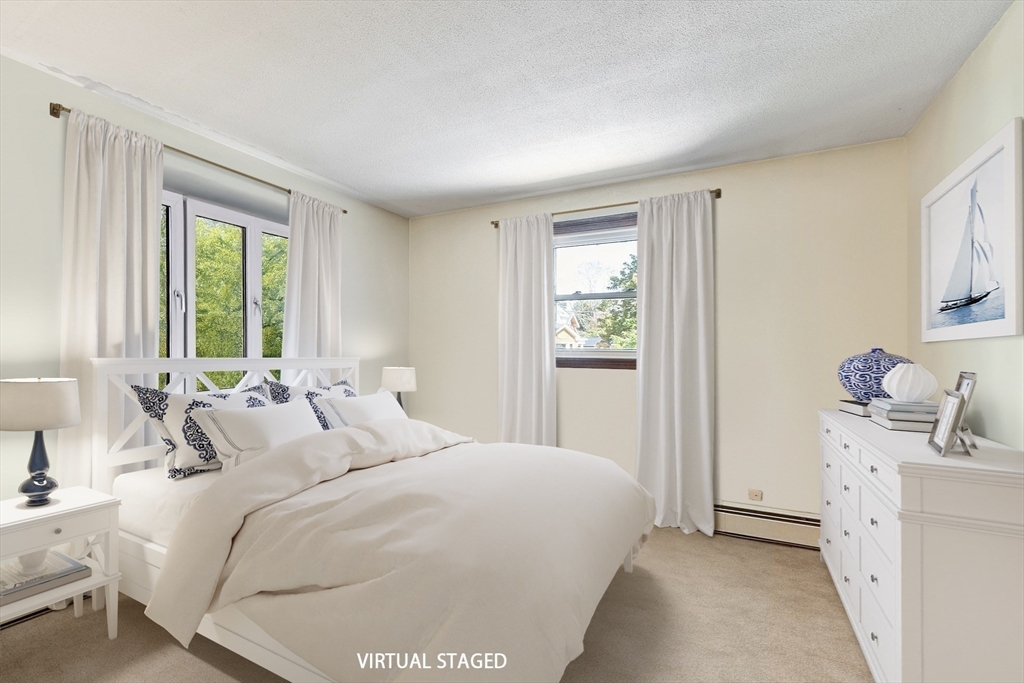 Gloucester, Massachusetts, 01930, United States, 4 Bedrooms Bedrooms, ,2 BathroomsBathrooms,Residential,For Sale,1992887