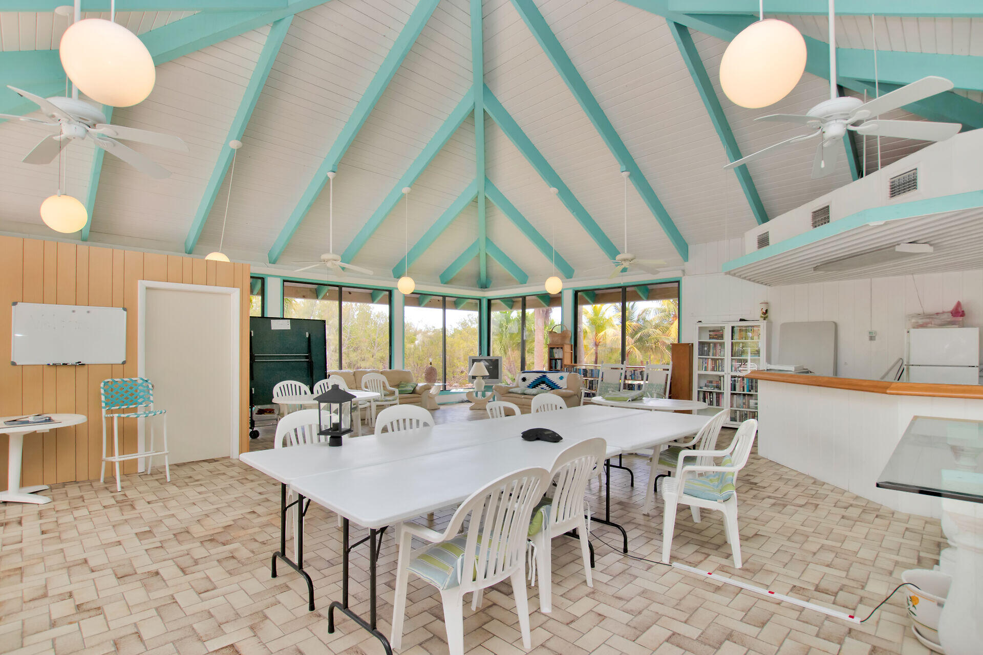 MARATHON, Florida, 33050, United States, 3 Bedrooms Bedrooms, ,2 BathroomsBathrooms,Residential,For Sale,1696068
