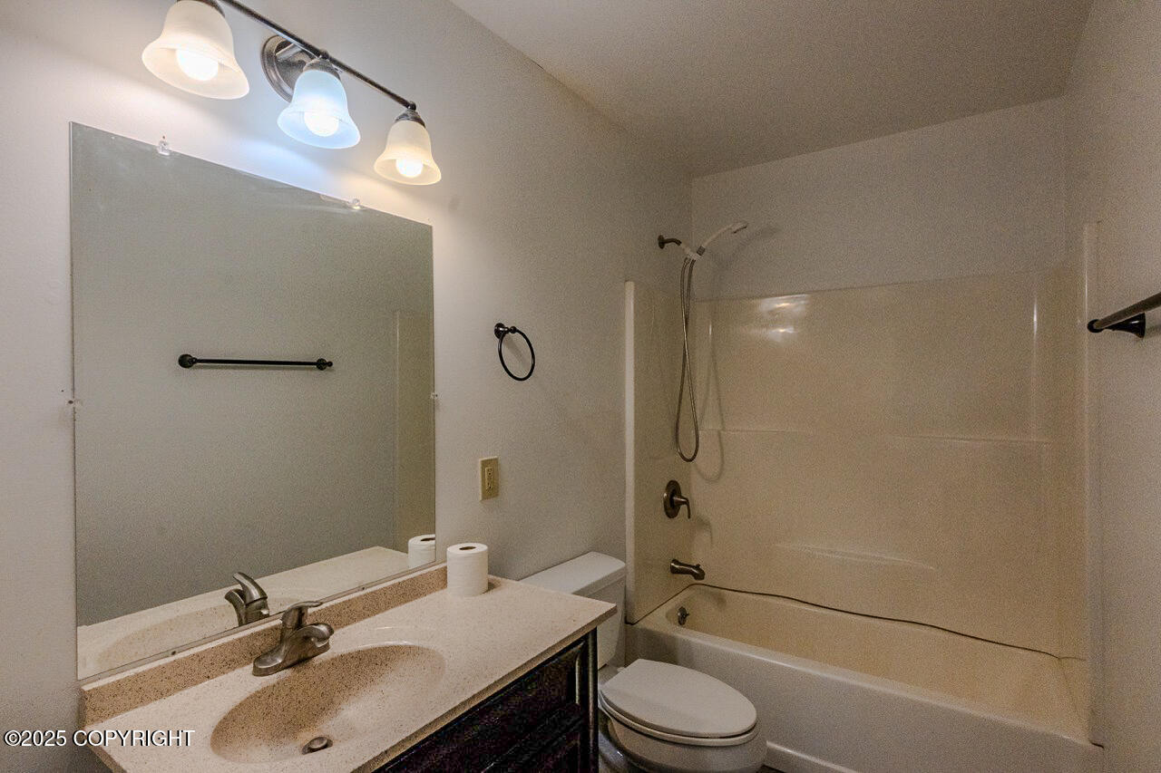 Sterling, Alaska, 99672, United States, 5 Bedrooms Bedrooms, ,6 BathroomsBathrooms,Residential,For Sale,1975901