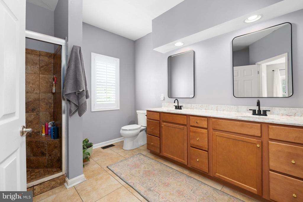 Milton, Delaware, 19968, United States, 4 Bedrooms Bedrooms, ,3 BathroomsBathrooms,Residential,For Sale,1804987