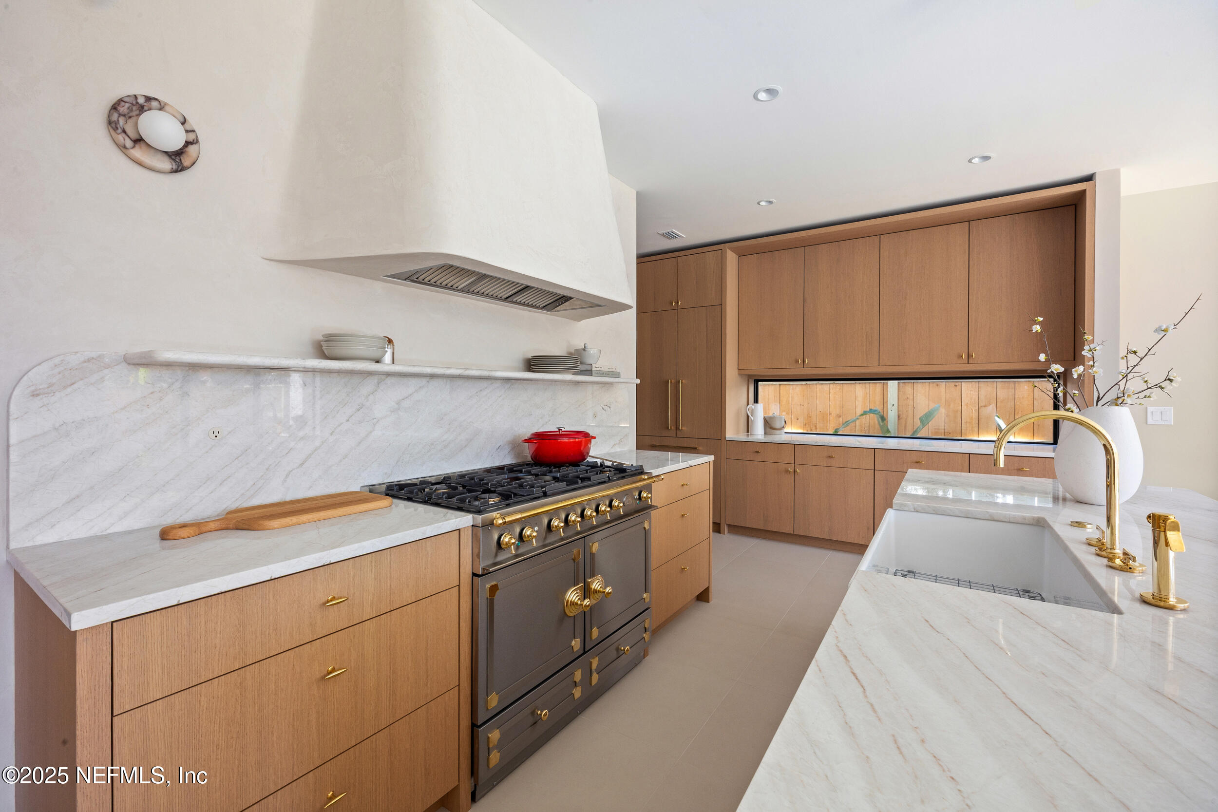 Atlantic Beach, Florida, 32233, United States, 6 Bedrooms Bedrooms, ,5 BathroomsBathrooms,Residential,For Sale,1989141