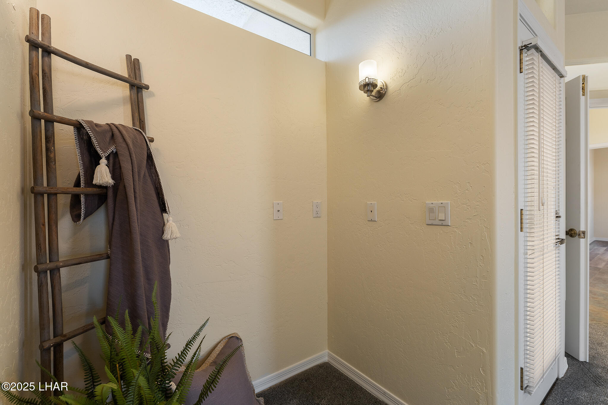 Lake Havasu City, Arizona, 86406, United States, 3 Bedrooms Bedrooms, ,2 BathroomsBathrooms,Residential,For Sale,1846694