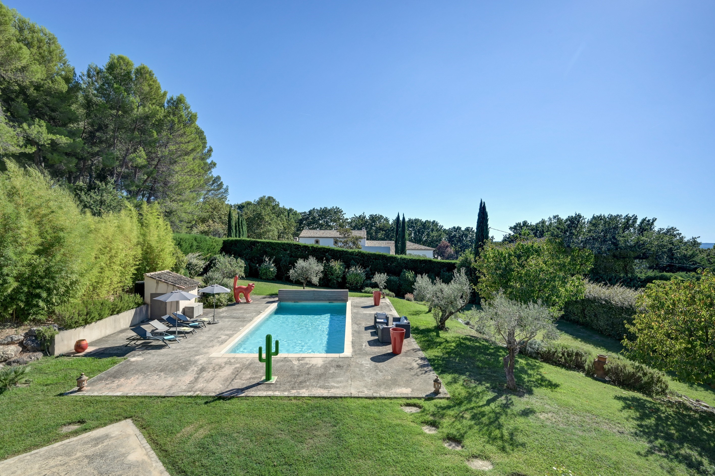  amily Home with Pool and Landscaped Grounds near Aix-en-Provence - 物件實景