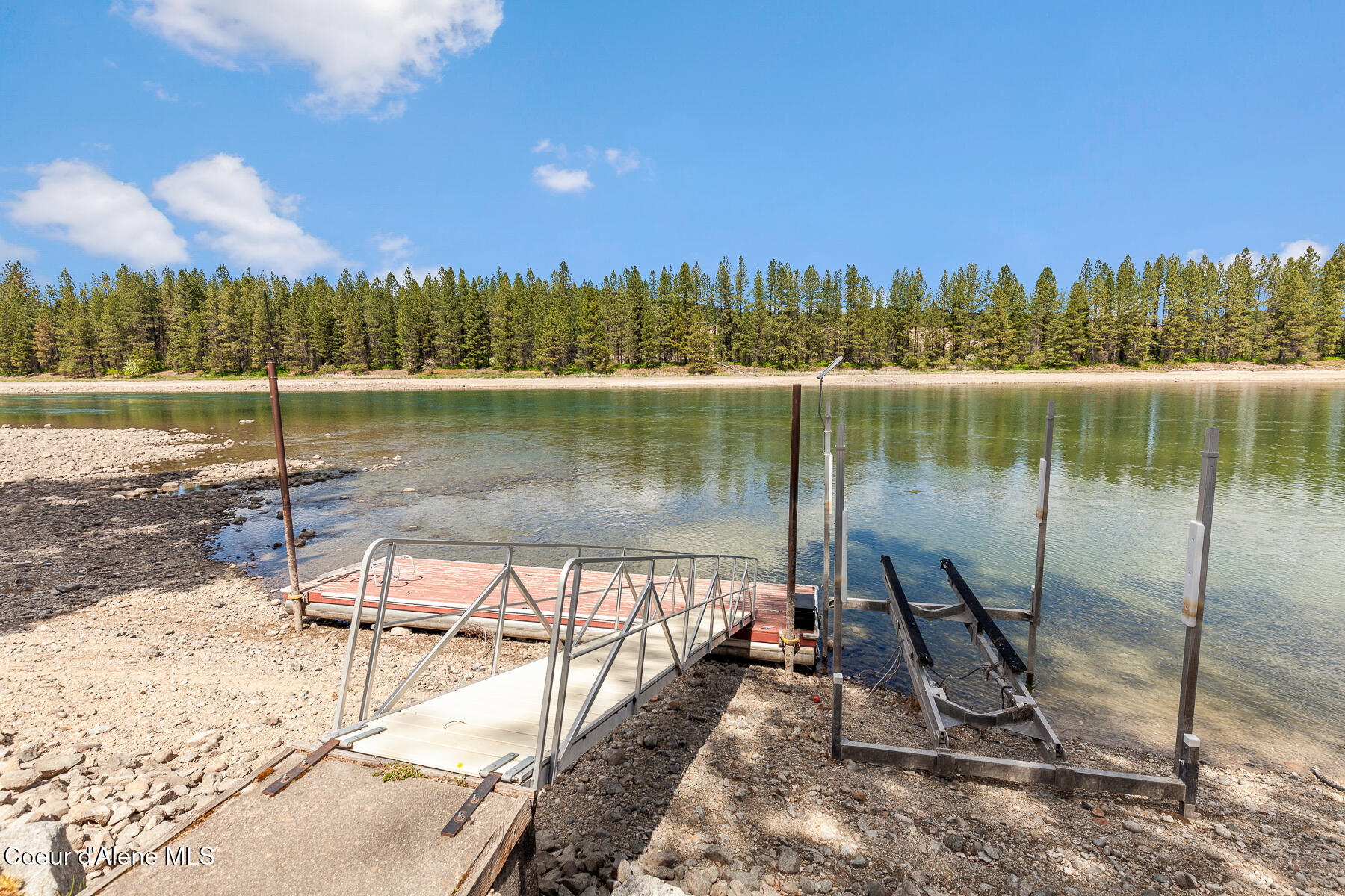 Priest River, Idaho, 83856, United States, 2 Bedrooms Bedrooms, ,2 BathroomsBathrooms,Residential,For Sale,1798320