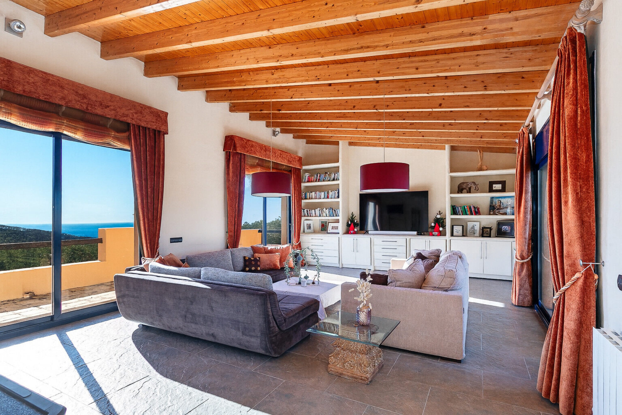  Beautiful Mediterranean villa with sea views in Mas Mestre, 15km from Sitges. - 物件實景