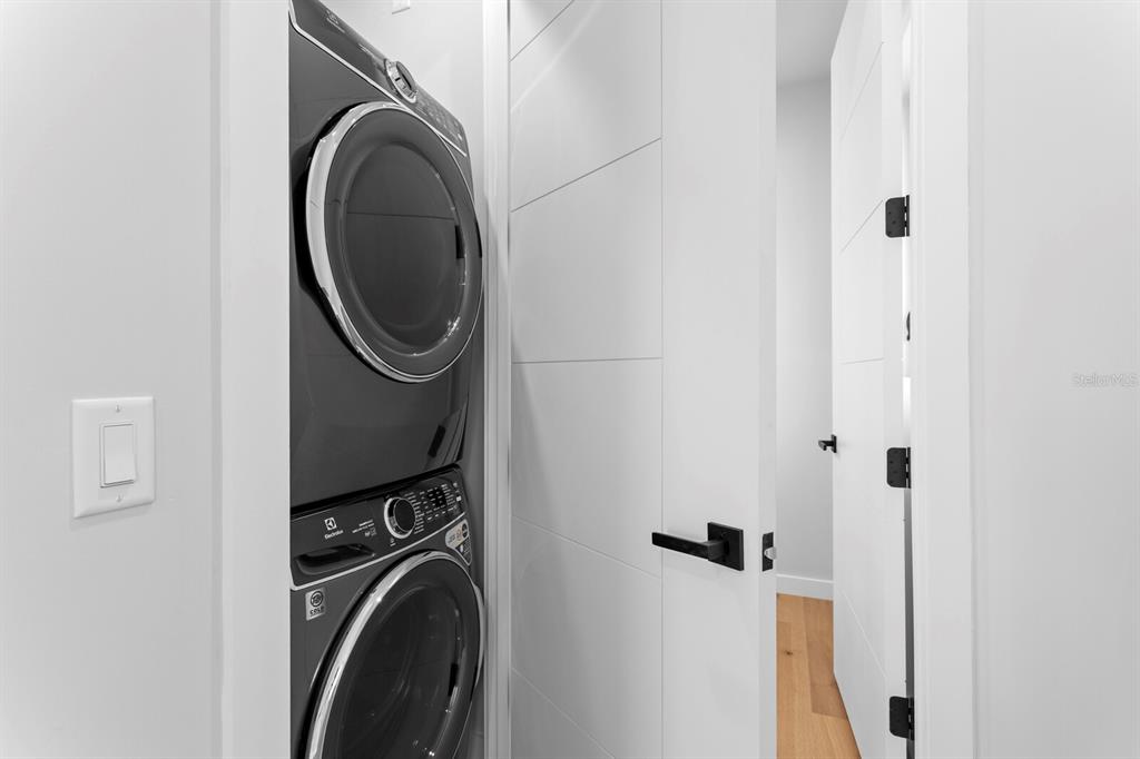 Indian Rocks Beach, Florida, 33785, United States, 8 Bedrooms Bedrooms, ,11 BathroomsBathrooms,Residential,For Sale,1997282