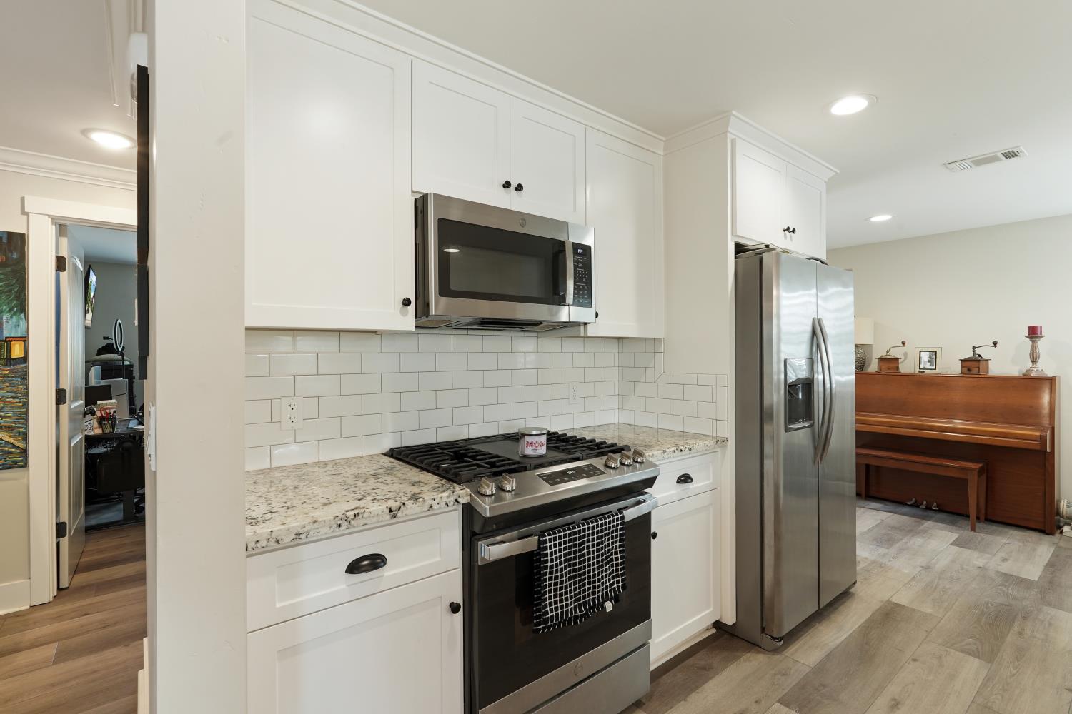 Woodbridge, California, 95258, United States, 2 Bedrooms Bedrooms, ,2 BathroomsBathrooms,Residential,For Sale,2049310