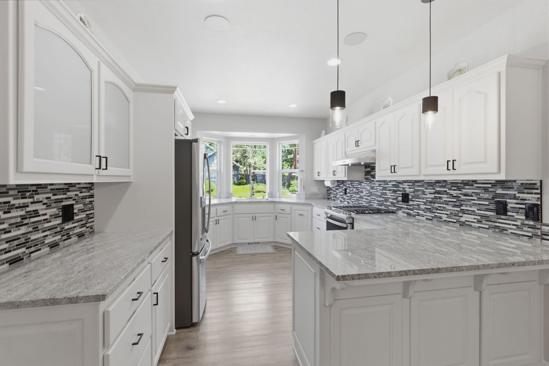  965 NW Valley View Drive Grants Pass, OR 97526 - 物件實景