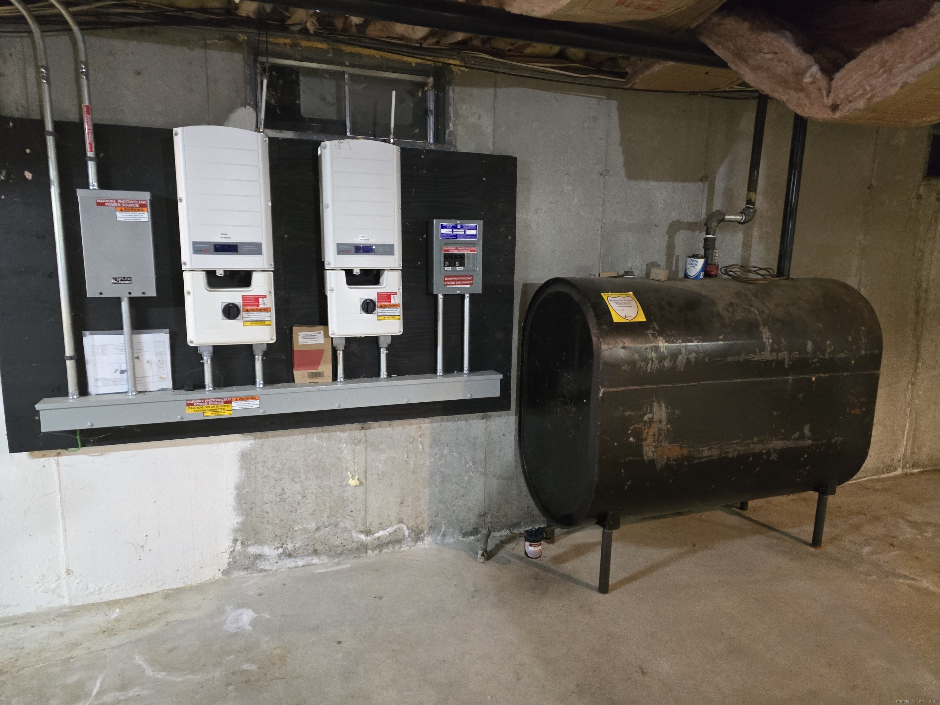 Hebron, Connecticut, 06248, United States, 3 Bedrooms Bedrooms, ,3 BathroomsBathrooms,Residential,For Sale,1991663