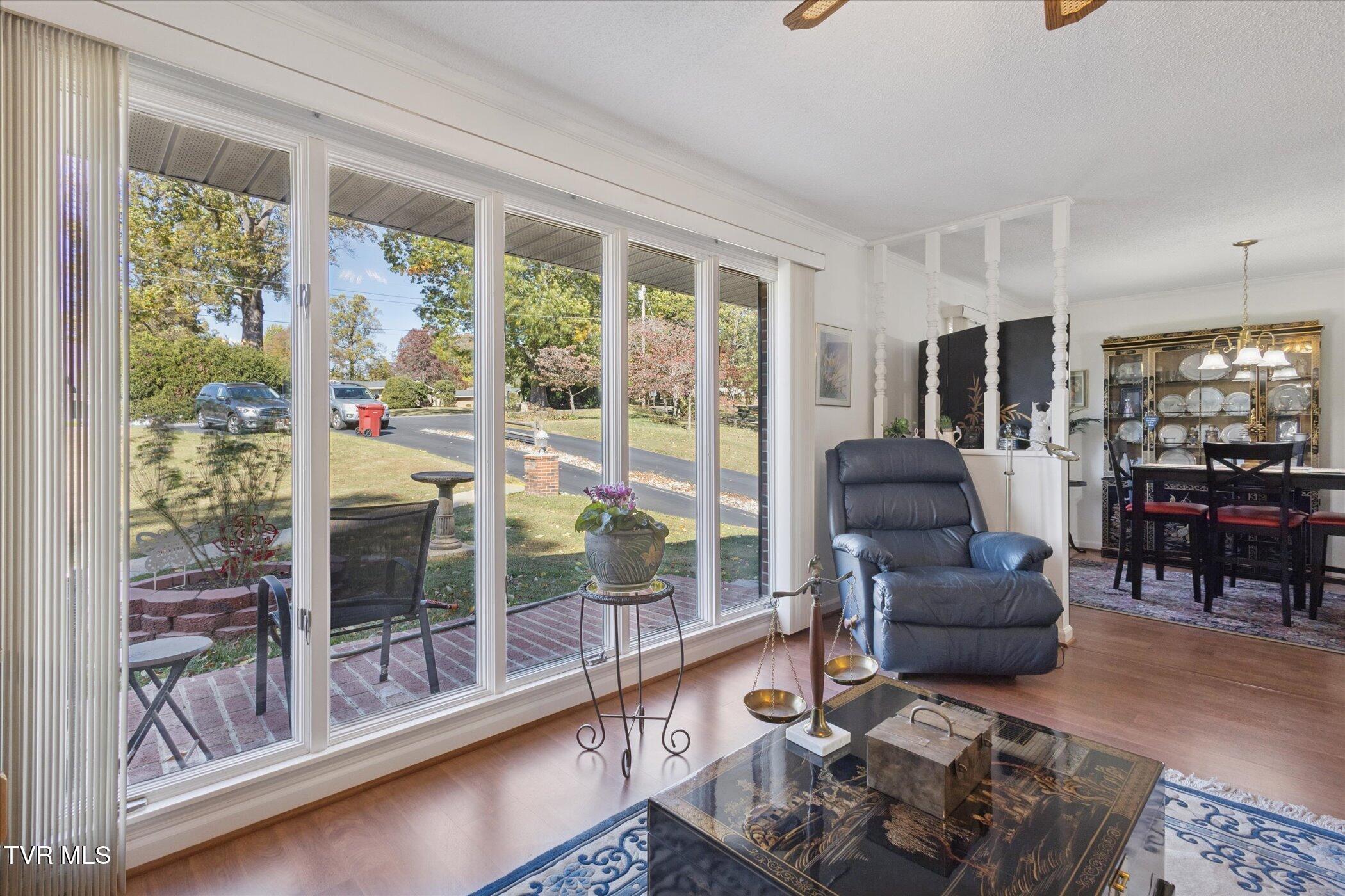 Johnson City, Tennessee, 37604, United States, 4 Bedrooms Bedrooms, ,3 BathroomsBathrooms,Residential,For Sale,1978550