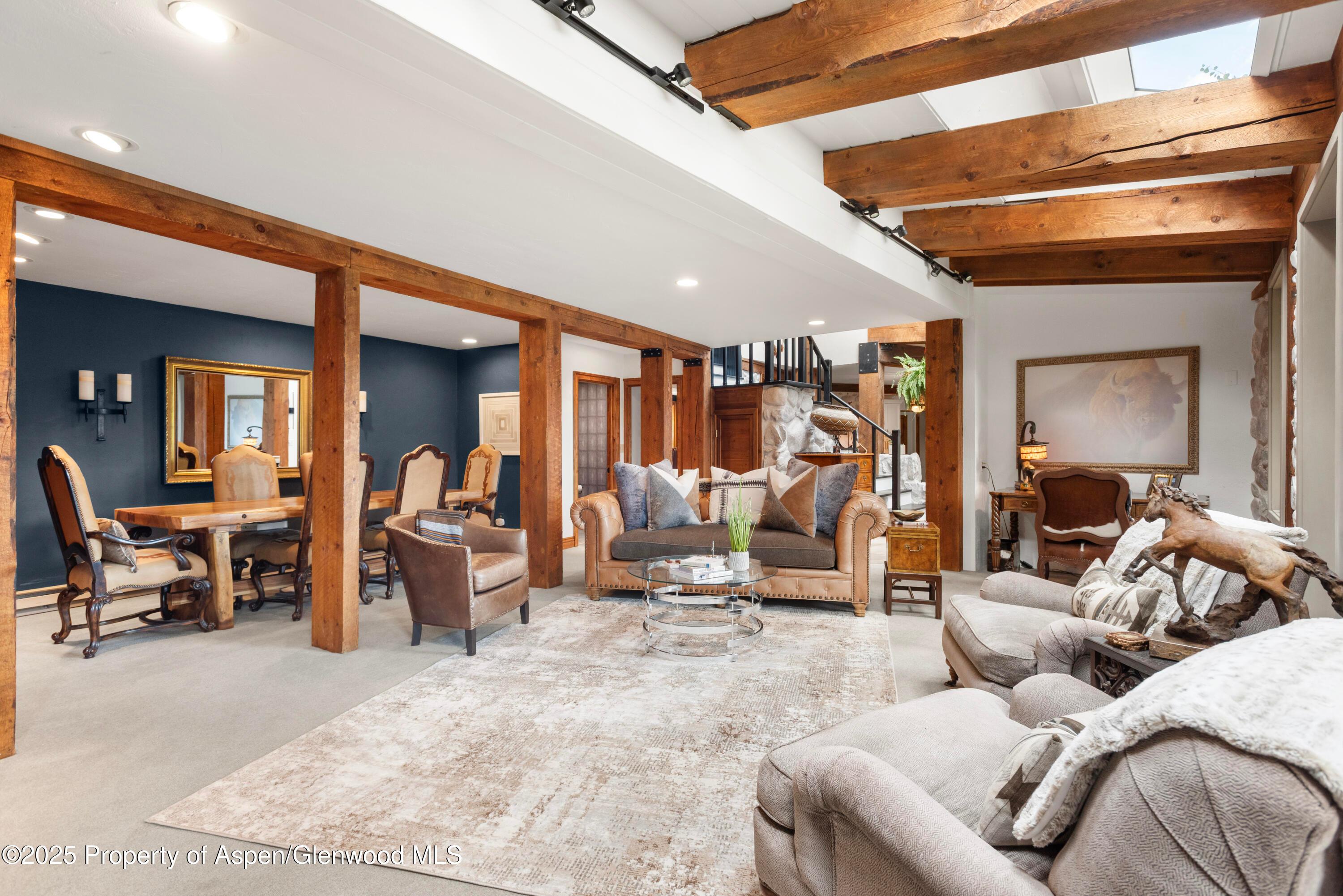 Aspen, Colorado, 81611, United States, 3 Bedrooms Bedrooms, ,4 BathroomsBathrooms,Residential,For Sale,1932450