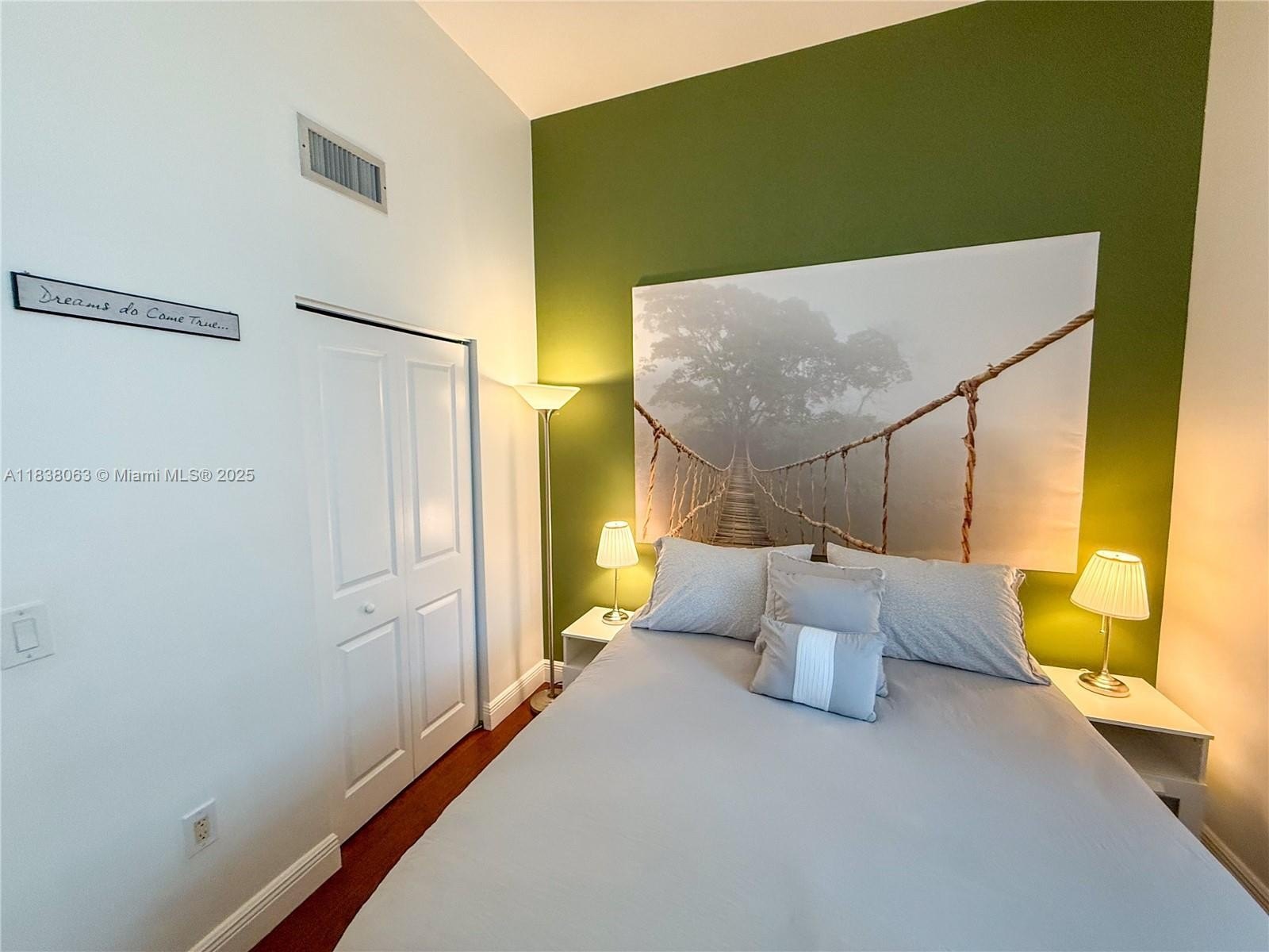 Miami, Florida, 33130, United States, 2 Bedrooms Bedrooms, ,2 BathroomsBathrooms,Residential,For Sale,1936974