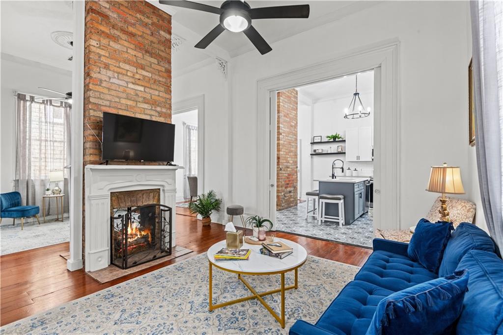 New Orleans, Louisiana, 70114, United States, 5 Bedrooms Bedrooms, ,2 BathroomsBathrooms,Residential,For Sale,1989356