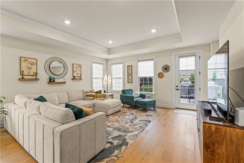Canonsburg, Pennsylvania, 15317, United States, 3 Bedrooms Bedrooms, ,3 BathroomsBathrooms,Residential,For Sale,1895014