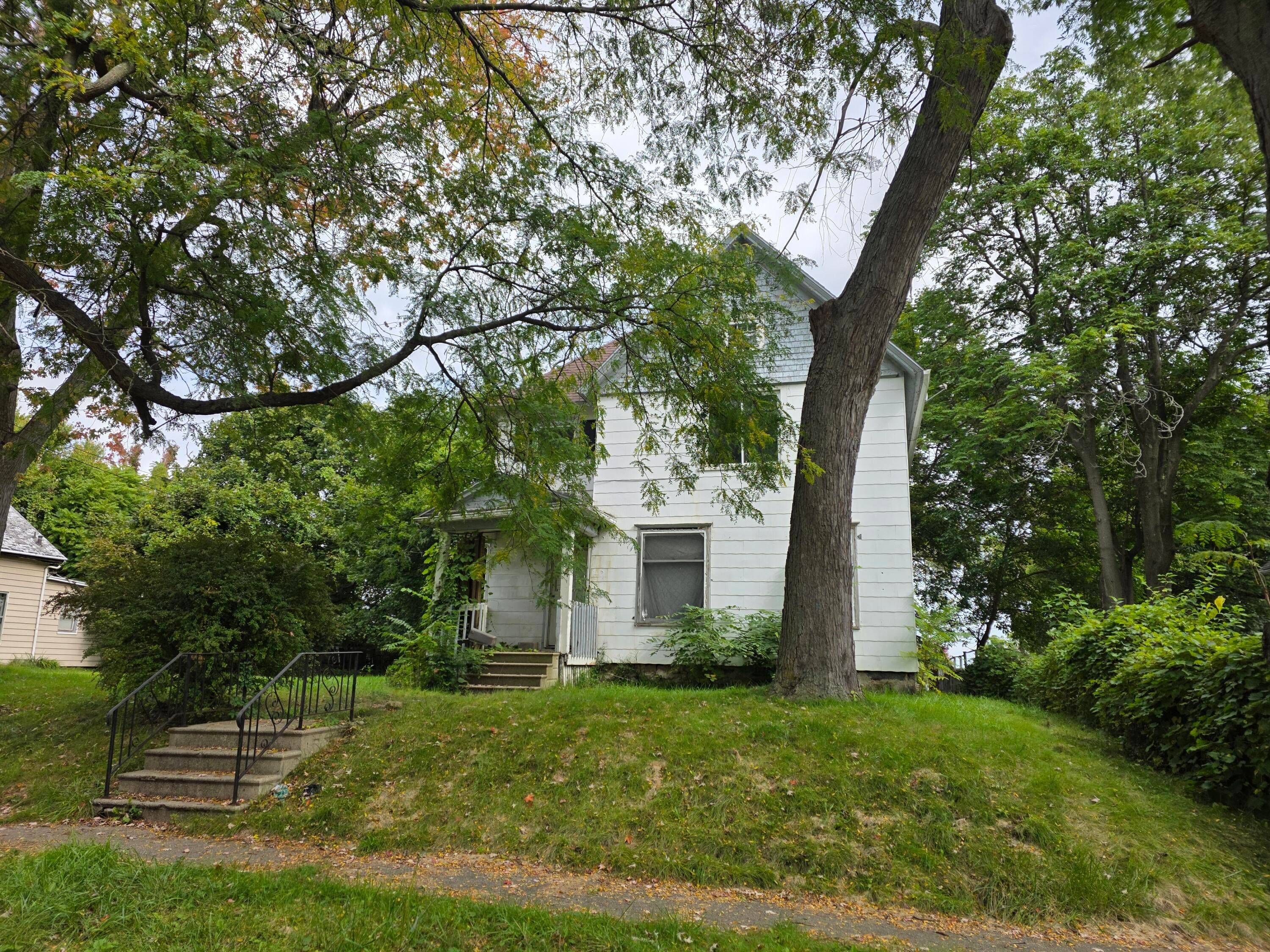 Chittock Ave, Jackson, MI 49203 #1