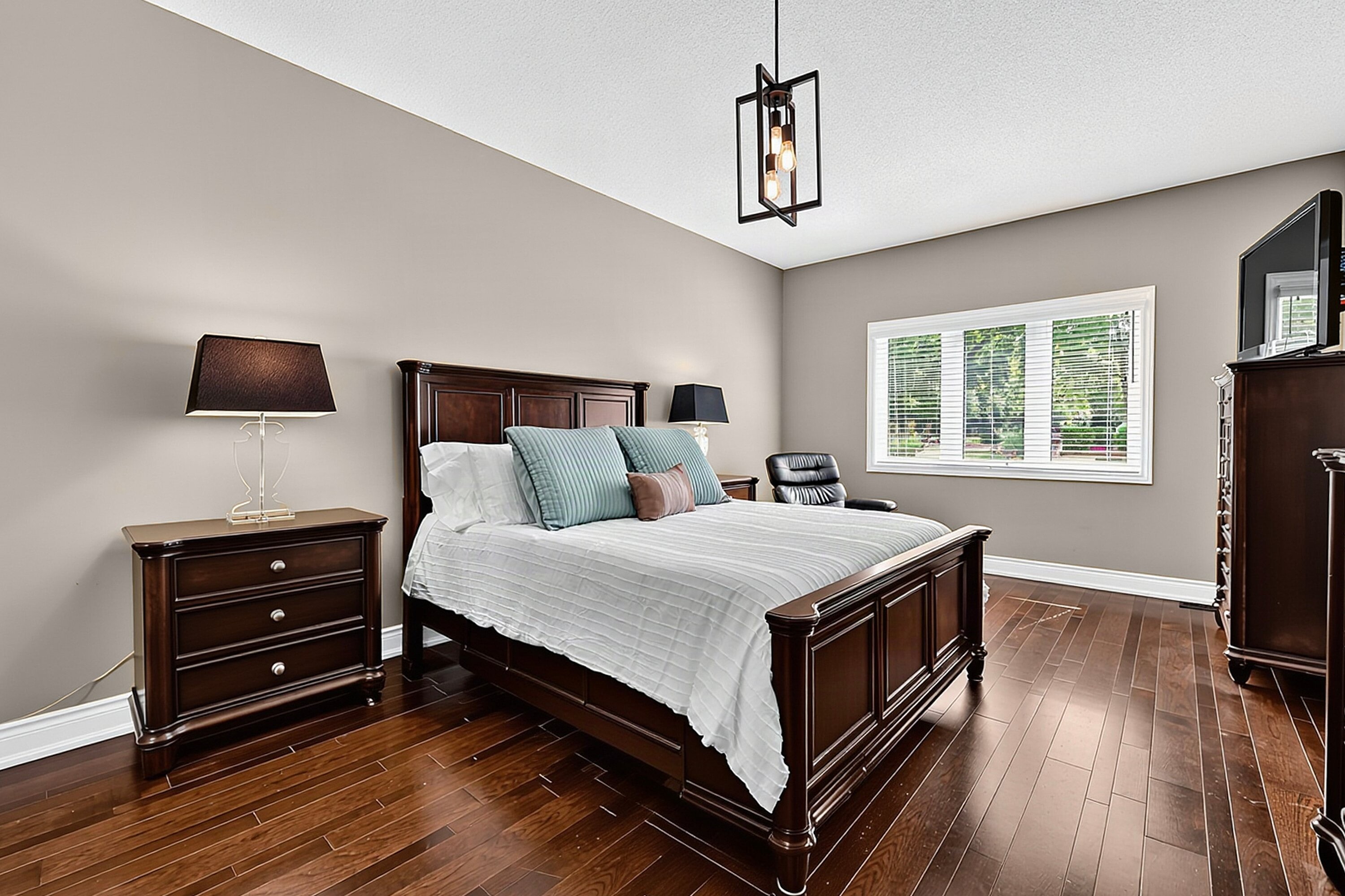  Thoughtfully Designed Townhome - 物件實景