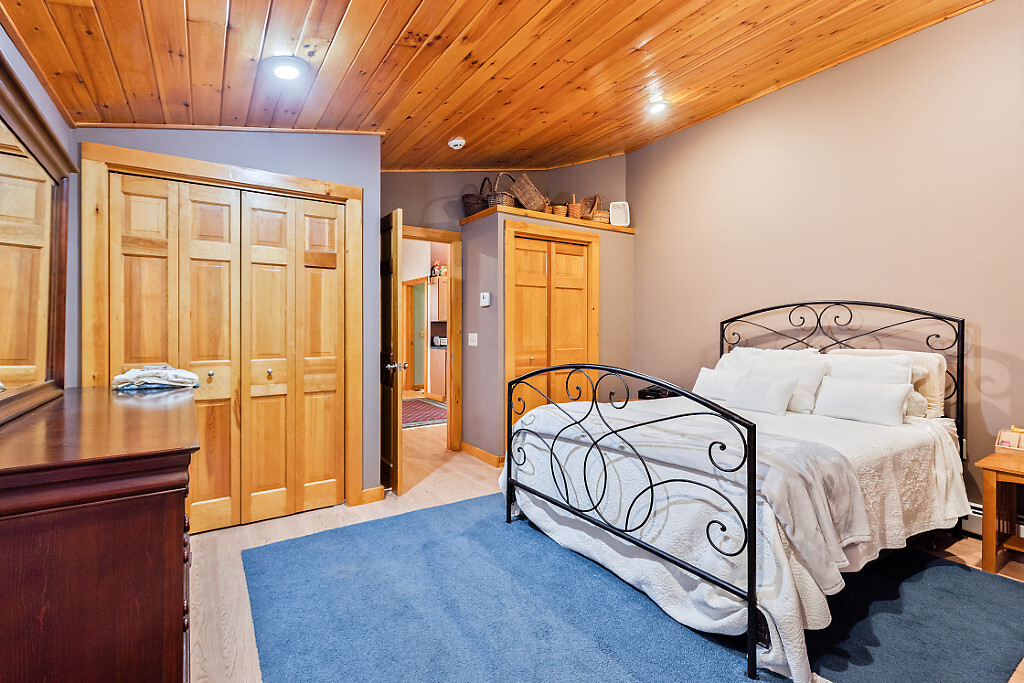 Smithfield, Maine, 04978, United States, 3 Bedrooms Bedrooms, ,4 BathroomsBathrooms,Residential,For Sale,1934236