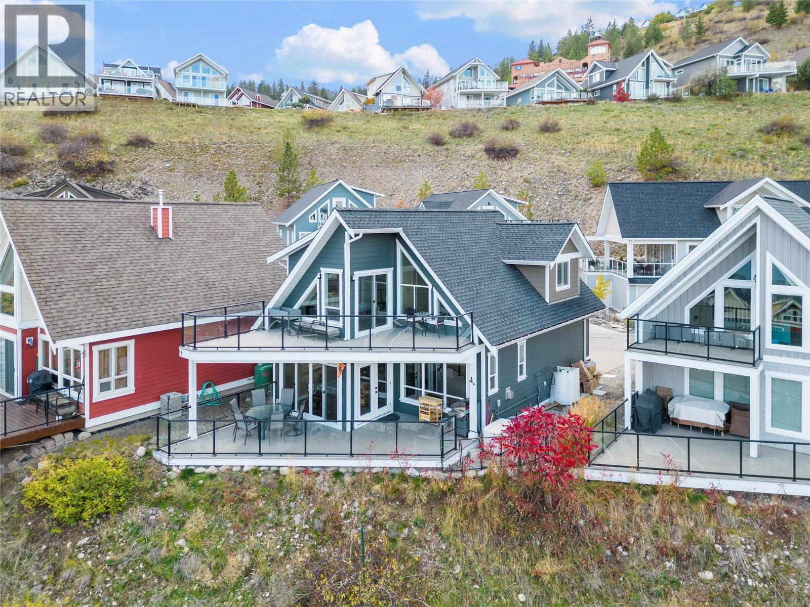 KELOWNA, British Columbia, V1Z 3R8, CA, 2 Bedrooms Bedrooms, ,2 BathroomsBathrooms,Residential,For Sale,1950857