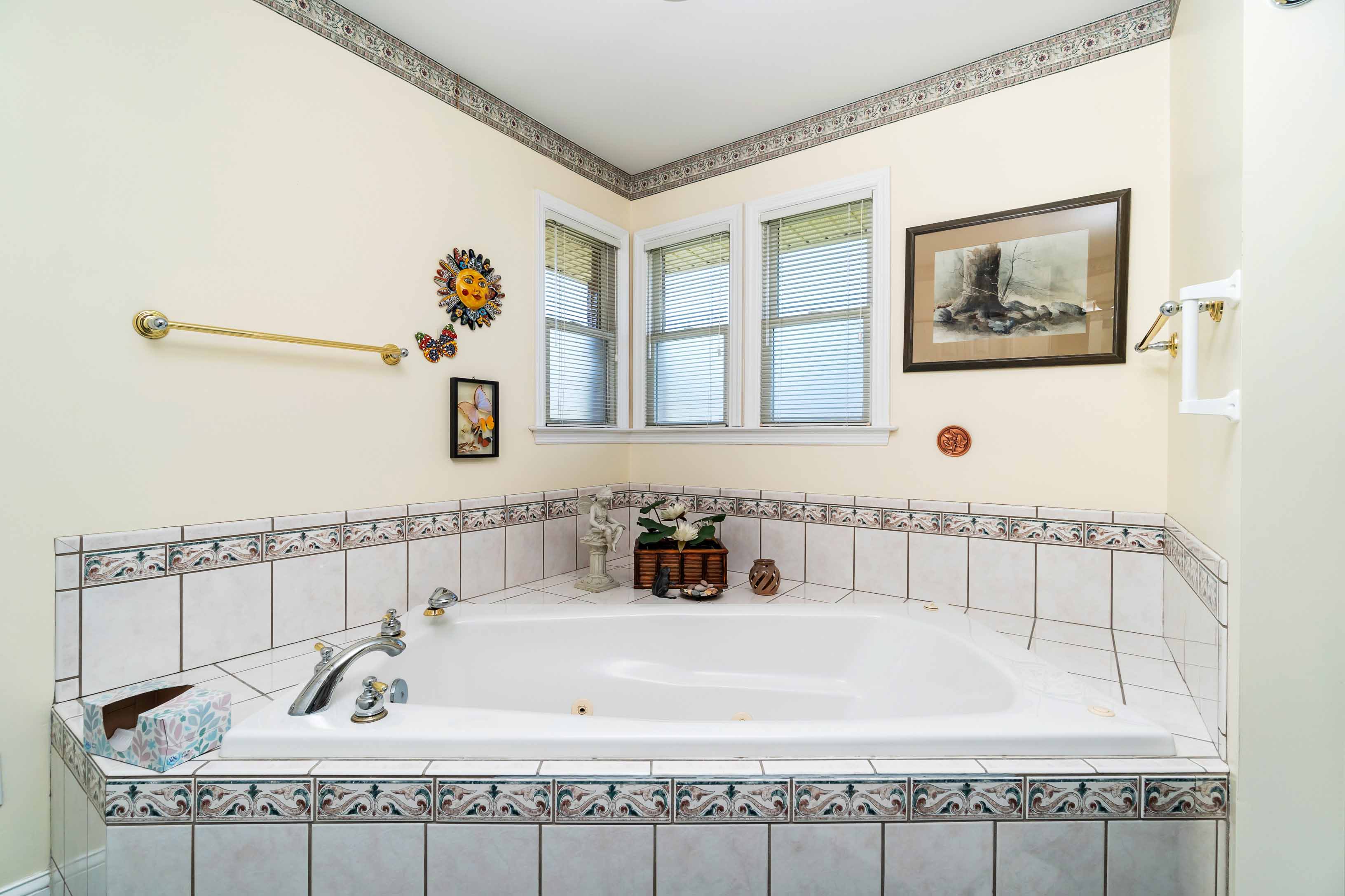 Oriental, North Carolina, 28571, United States, 3 Bedrooms Bedrooms, ,2 BathroomsBathrooms,Residential,For Sale,1982207