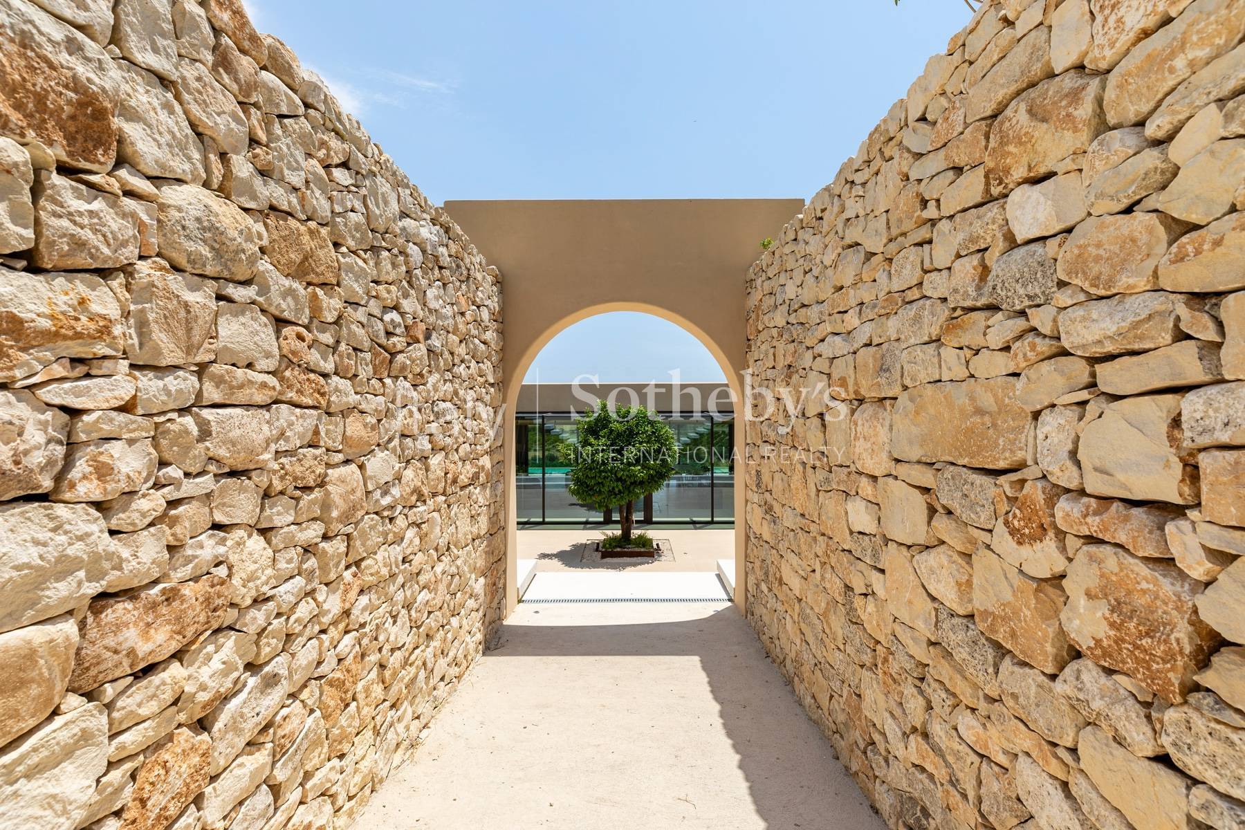  Designer villa with pool in the Noto countryside - 物件實景