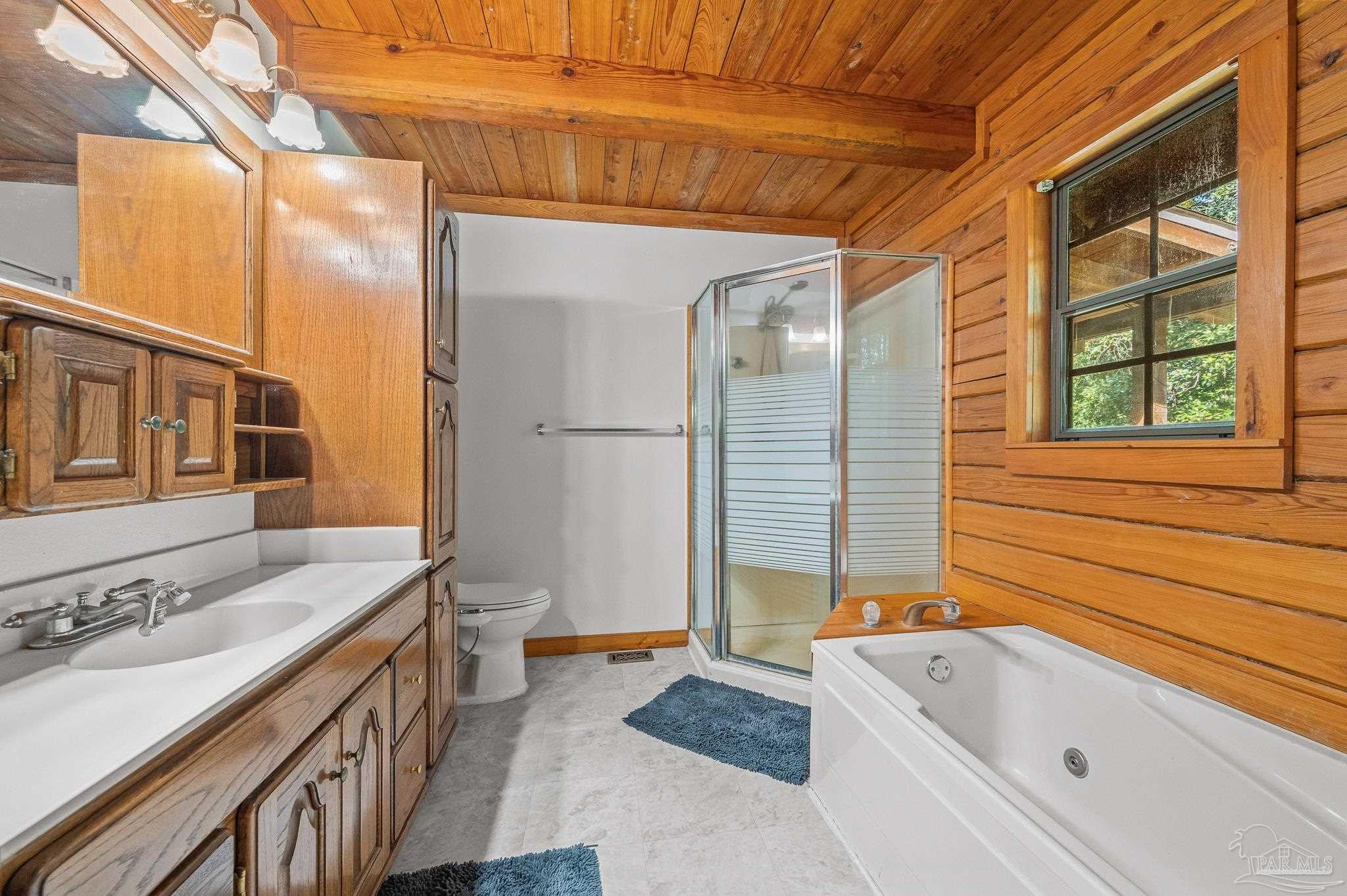 Molino, Florida, 32577, United States, 4 Bedrooms Bedrooms, ,3 BathroomsBathrooms,Residential,For Sale,1876750