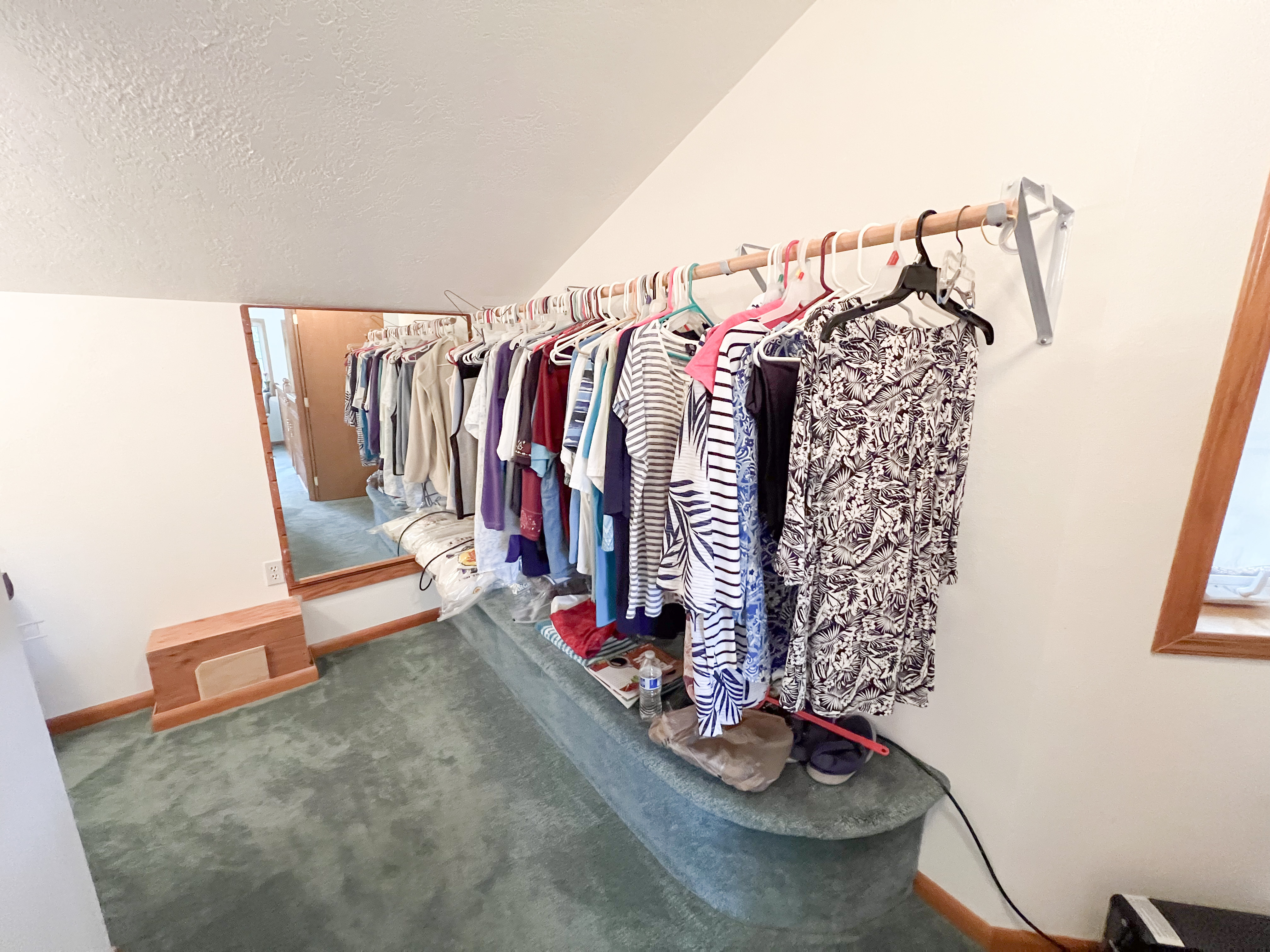 Republic, Washington, 99166, United States, 3 Bedrooms Bedrooms, ,3 BathroomsBathrooms,Residential,For Sale,1976903