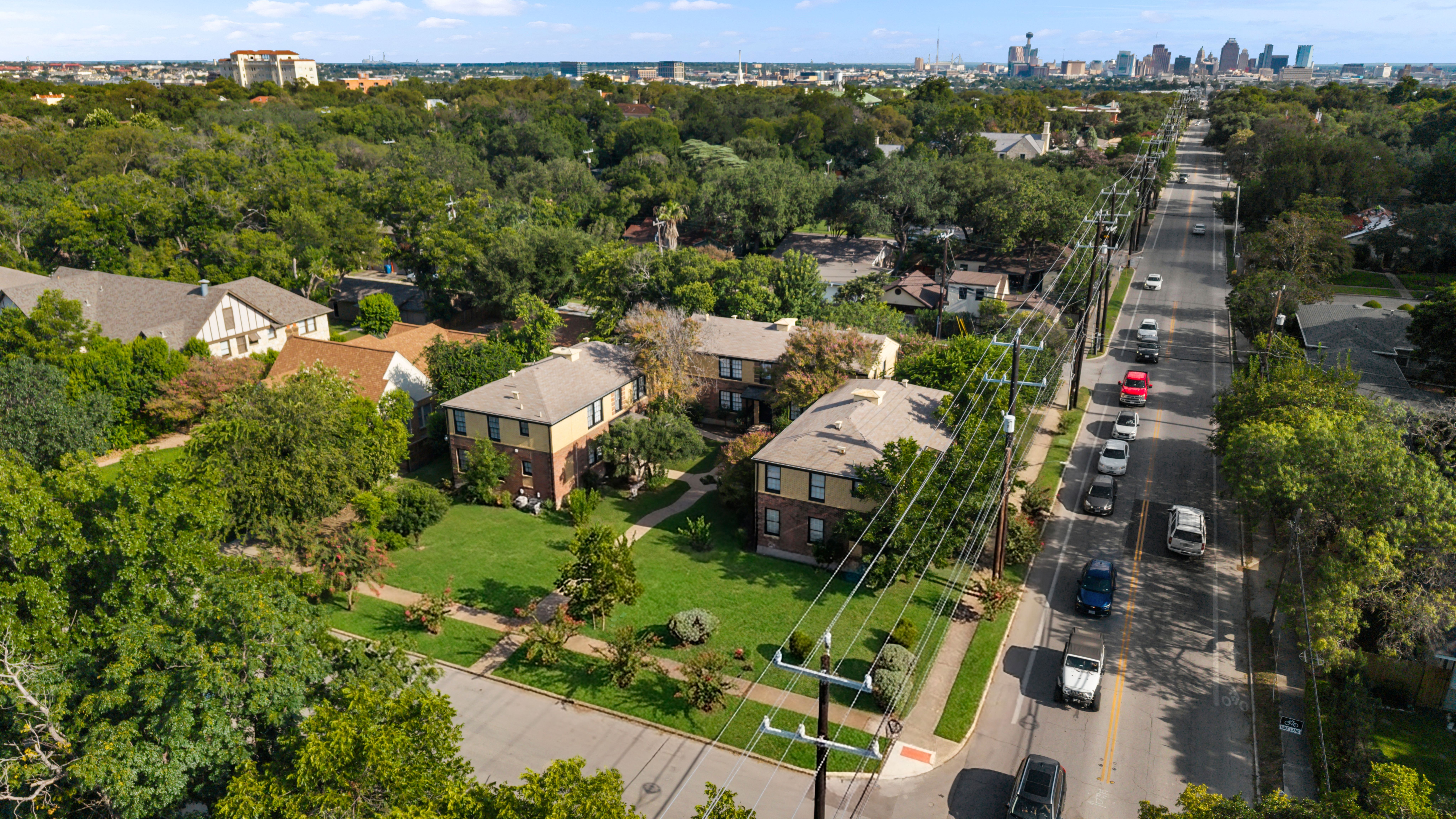  Exceptional 12-Unit Multifamily Investment Opportunity in Historic Monte Vista - 物件實景