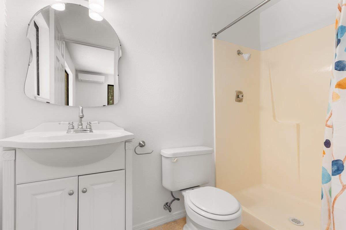 Nevada City, California, 95959, United States, 3 Bedrooms Bedrooms, ,3 BathroomsBathrooms,Residential,For Sale,1916379