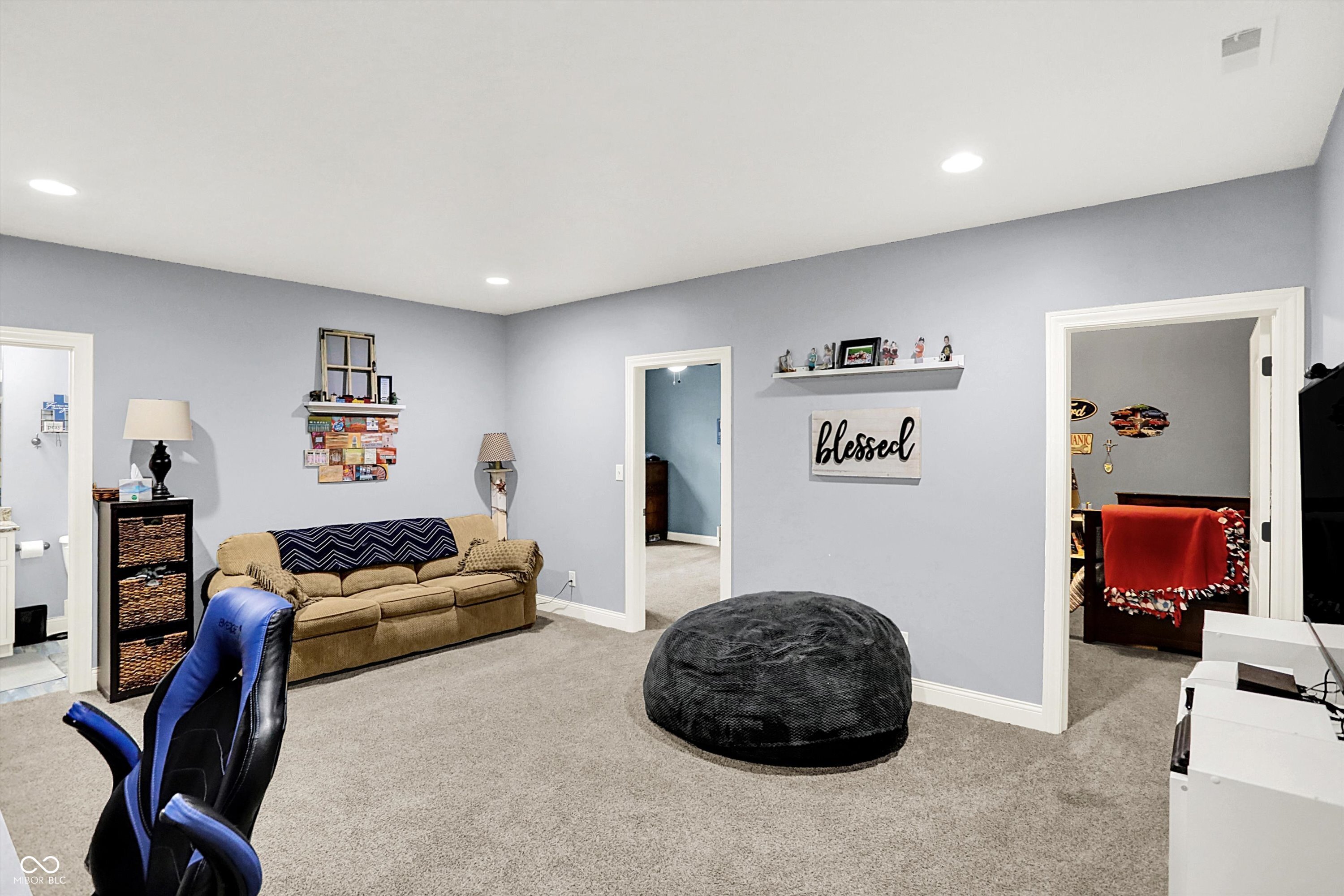 Greenwood, Indiana, 46143, United States, 4 Bedrooms Bedrooms, ,3 BathroomsBathrooms,Residential,For Sale,1974469