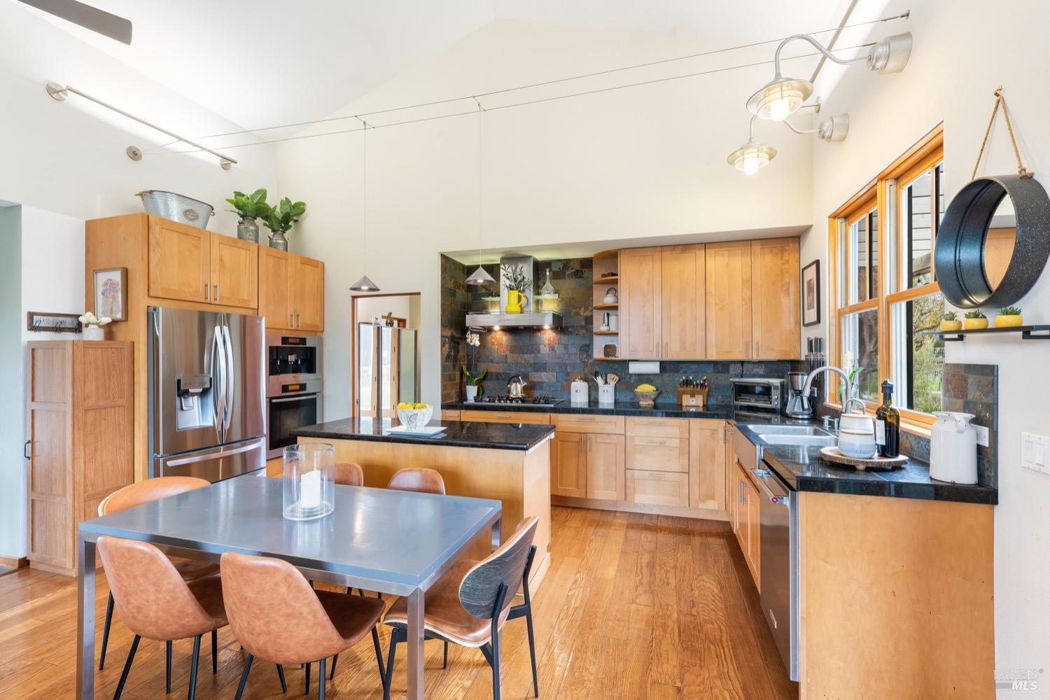 Napa, California, 94558, United States, 8 Bedrooms Bedrooms, ,9 BathroomsBathrooms,Residential,For Sale,1729911