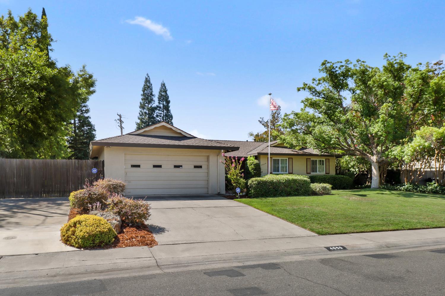 Sacramento, California, 95821, United States, 3 Bedrooms Bedrooms, ,2 BathroomsBathrooms,Residential,For Sale,1941774