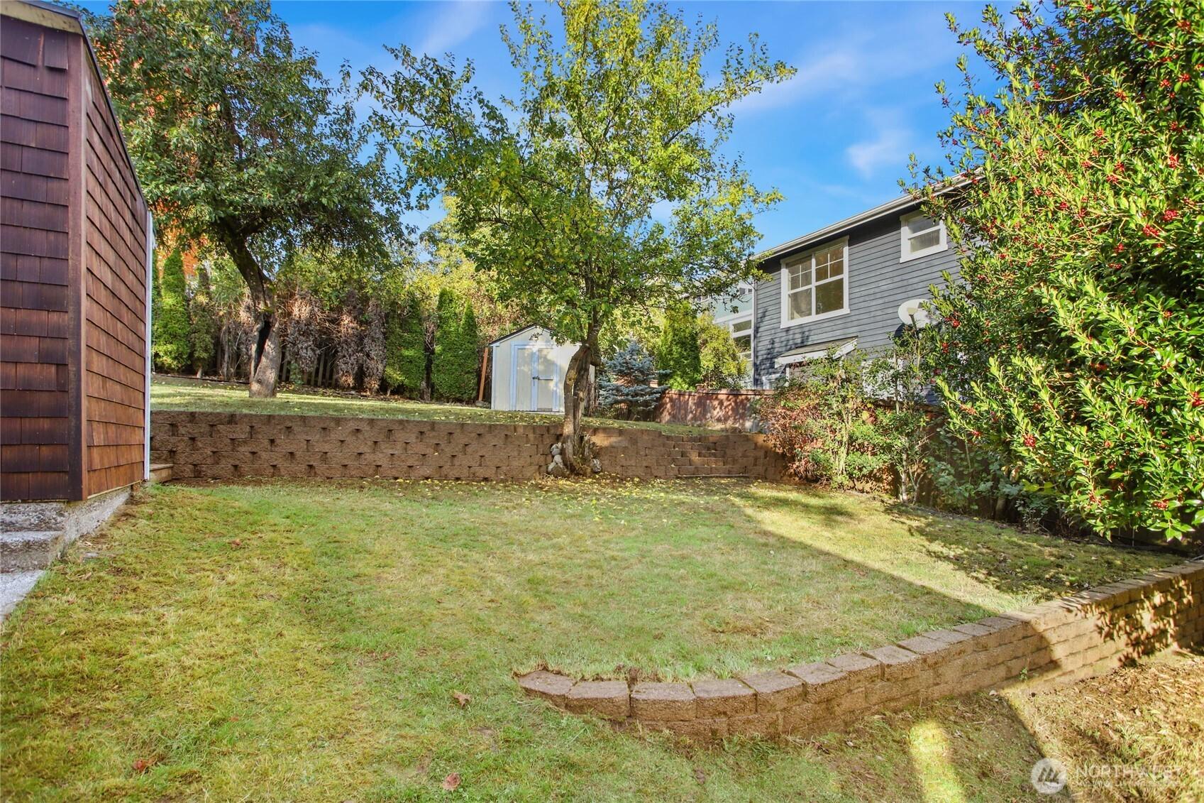 SEATTLE, Washington, 98122, United States, 3 Bedrooms Bedrooms, ,2 BathroomsBathrooms,Residential,For Sale,1987926