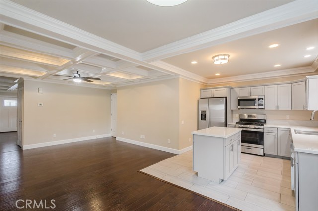 Lake Elsinore, California, 92530, United States, 4 Bedrooms Bedrooms, ,5 BathroomsBathrooms,Residential,For Sale,2008586