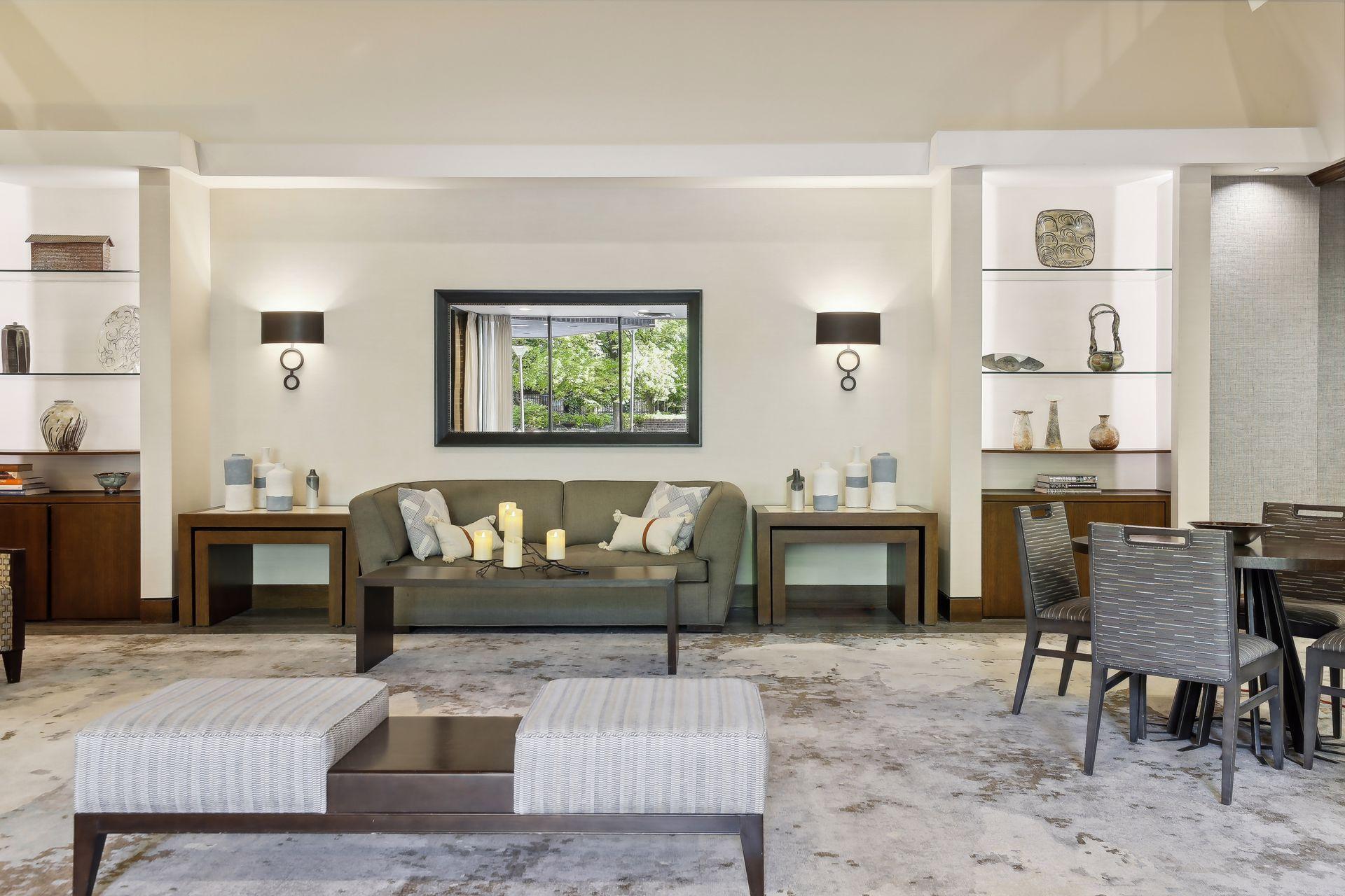 Minneapolis, Minnesota, 55403, United States, 2 Bedrooms Bedrooms, ,1 BathroomBathrooms,Residential,For Sale,1794027