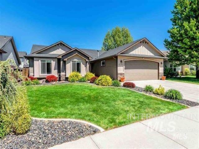 2276 Summer Dawn Dr, Meridian, Idaho, 83646, United States, 4 Bedrooms Bedrooms, ,2 BathroomsBathrooms,Residential,For Sale,2276 Summer Dawn Dr,1612505