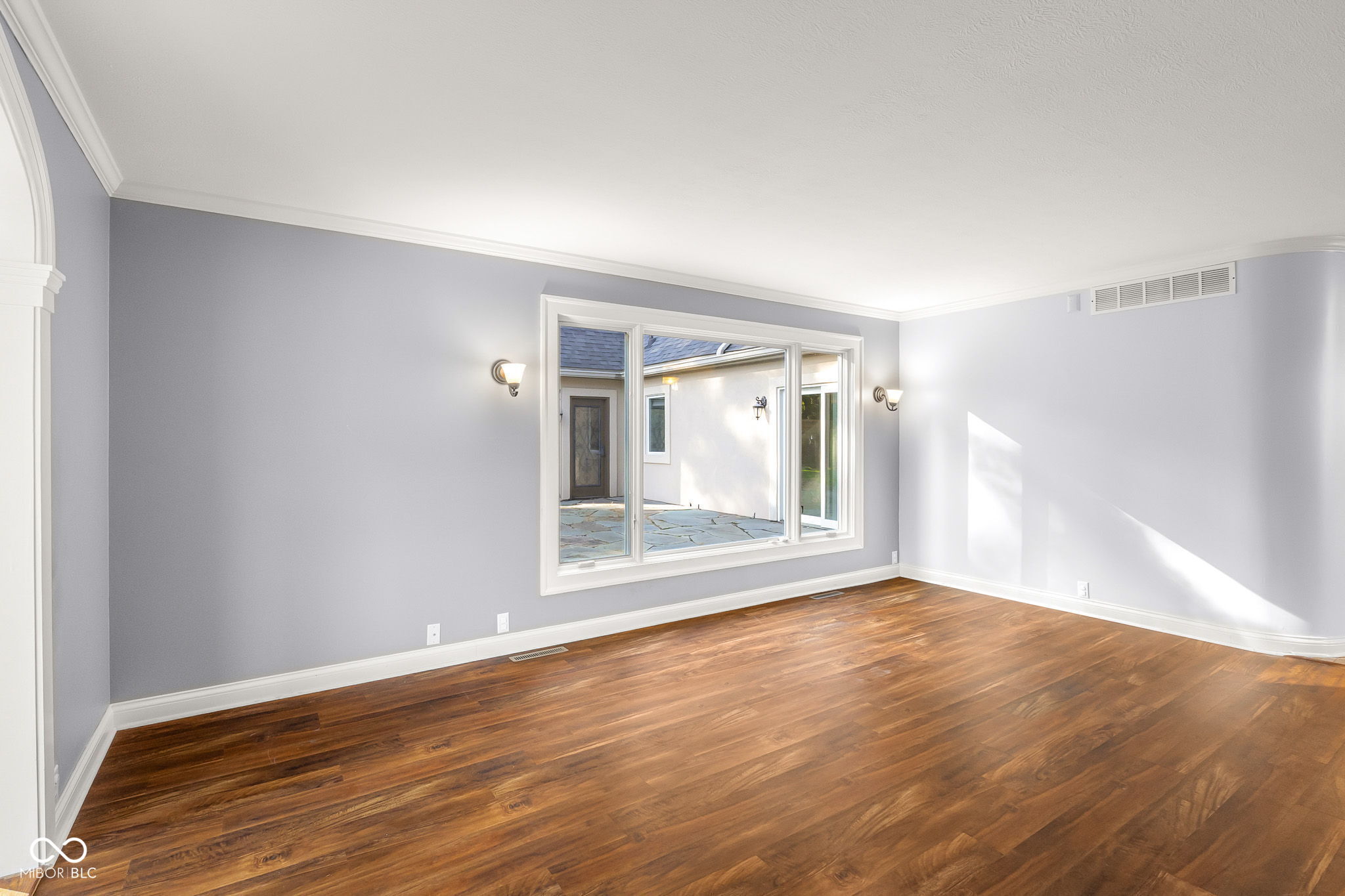 Columbus, Indiana, 47201, United States, 5 Bedrooms Bedrooms, ,6 BathroomsBathrooms,Residential,For Sale,1982008