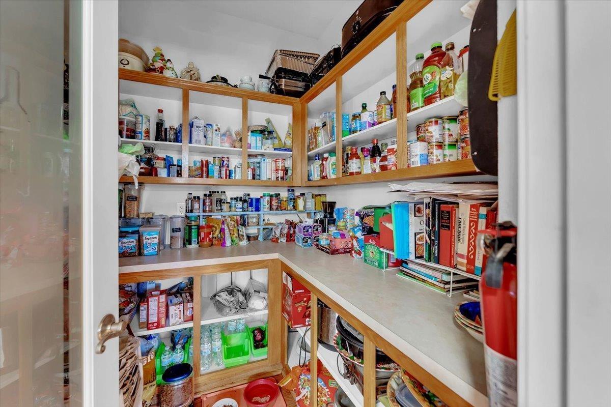 Gerber, California, 96035, United States, 4 Bedrooms Bedrooms, ,3 BathroomsBathrooms,Residential,For Sale,1927248