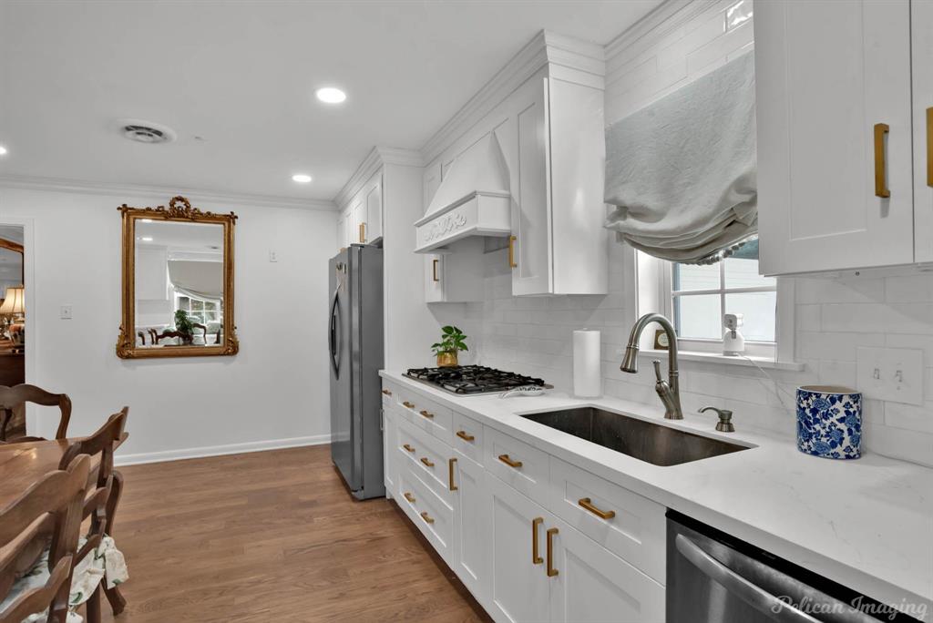 Shreveport, Louisiana, 71106, United States, 5 Bedrooms Bedrooms, ,3 BathroomsBathrooms,Residential,For Sale,1804605
