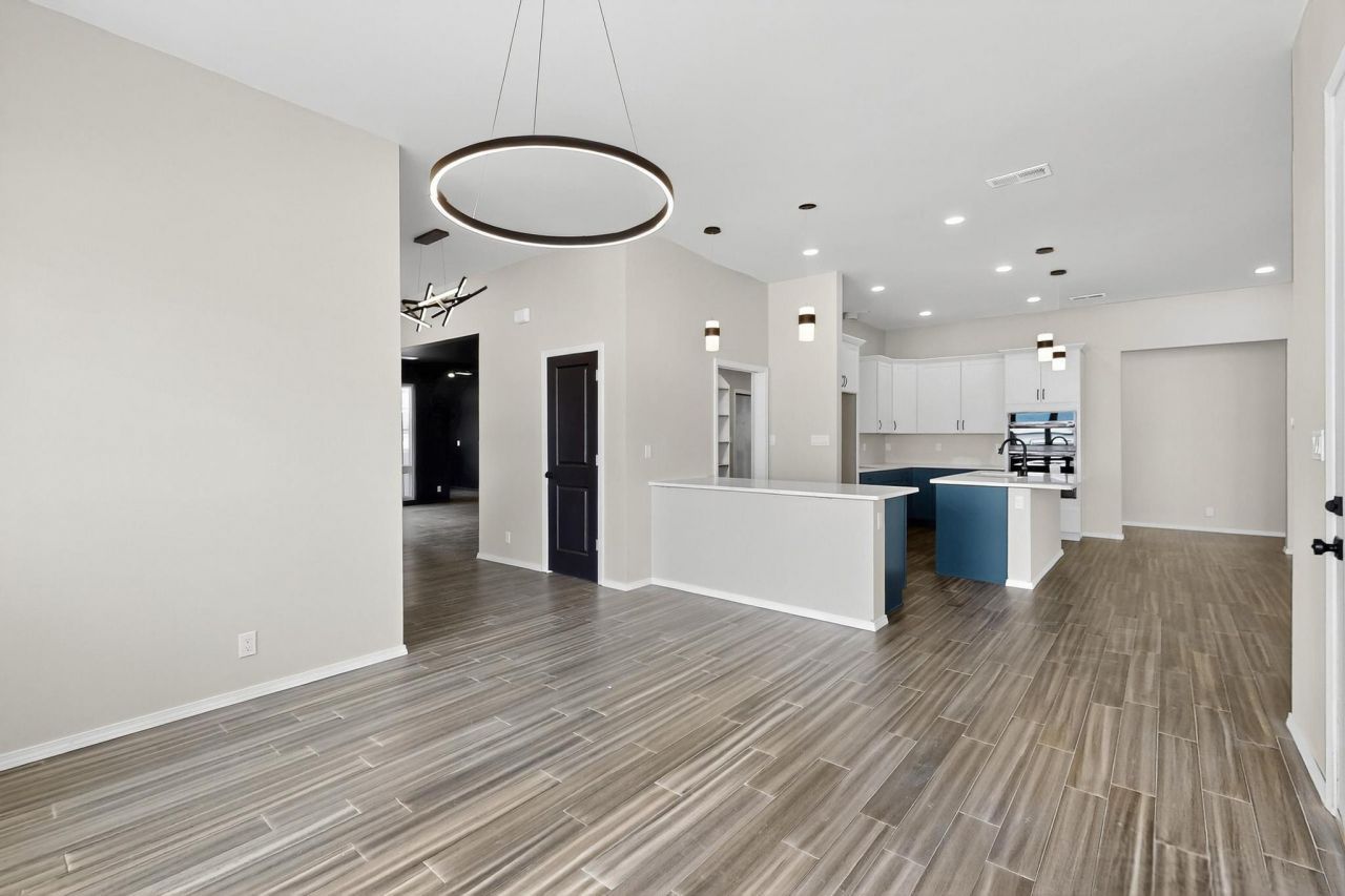 Albuquerque, New Mexico, 87120, United States, 3 Bedrooms Bedrooms, ,3 BathroomsBathrooms,Residential,For Sale,1876398