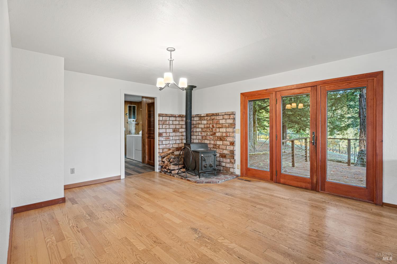 Philo, California, 95466, United States, 3 Bedrooms Bedrooms, ,3 BathroomsBathrooms,Residential,For Sale,1987364