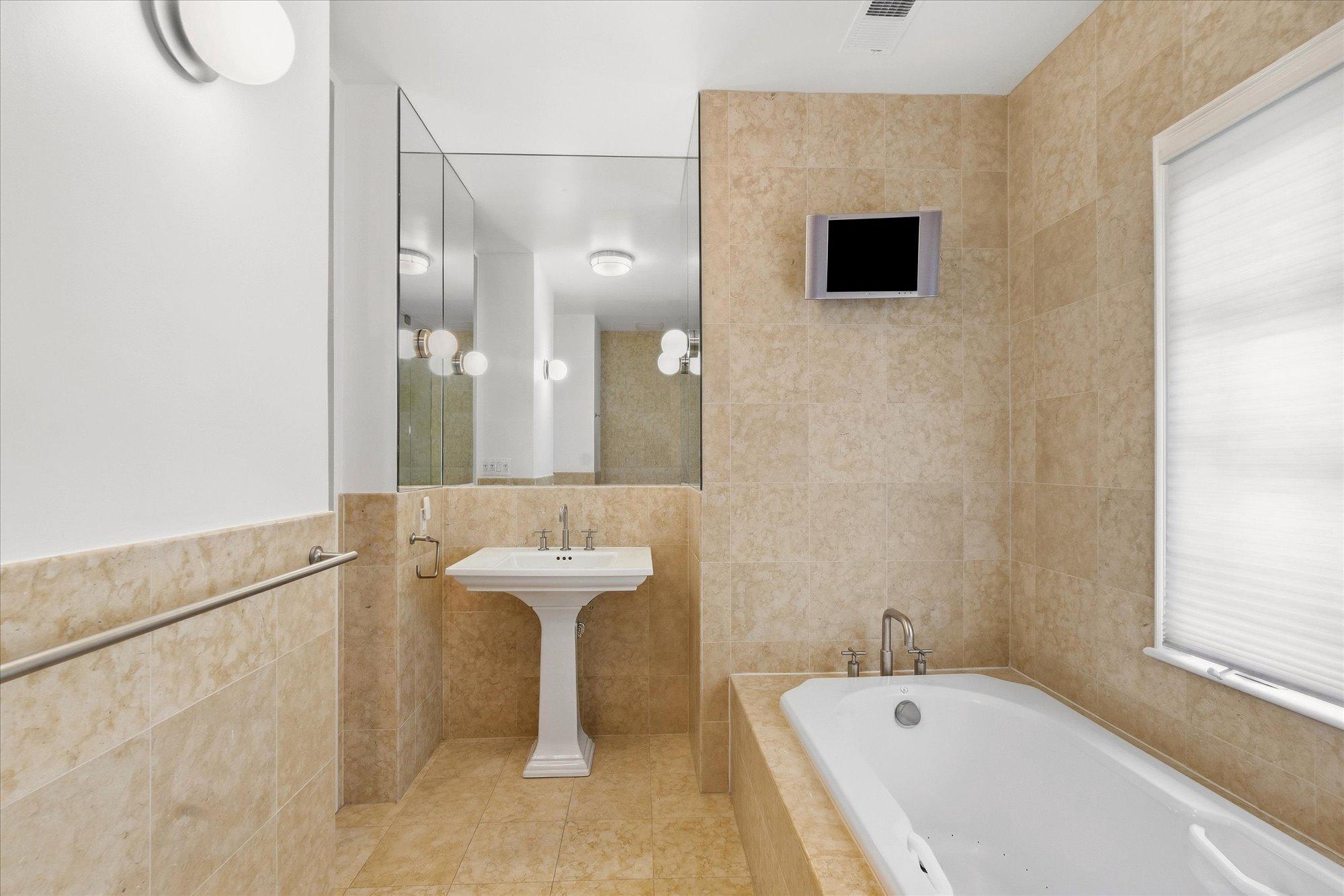  4811 W Street NW, Washington, DC, 20007 - 物件實景