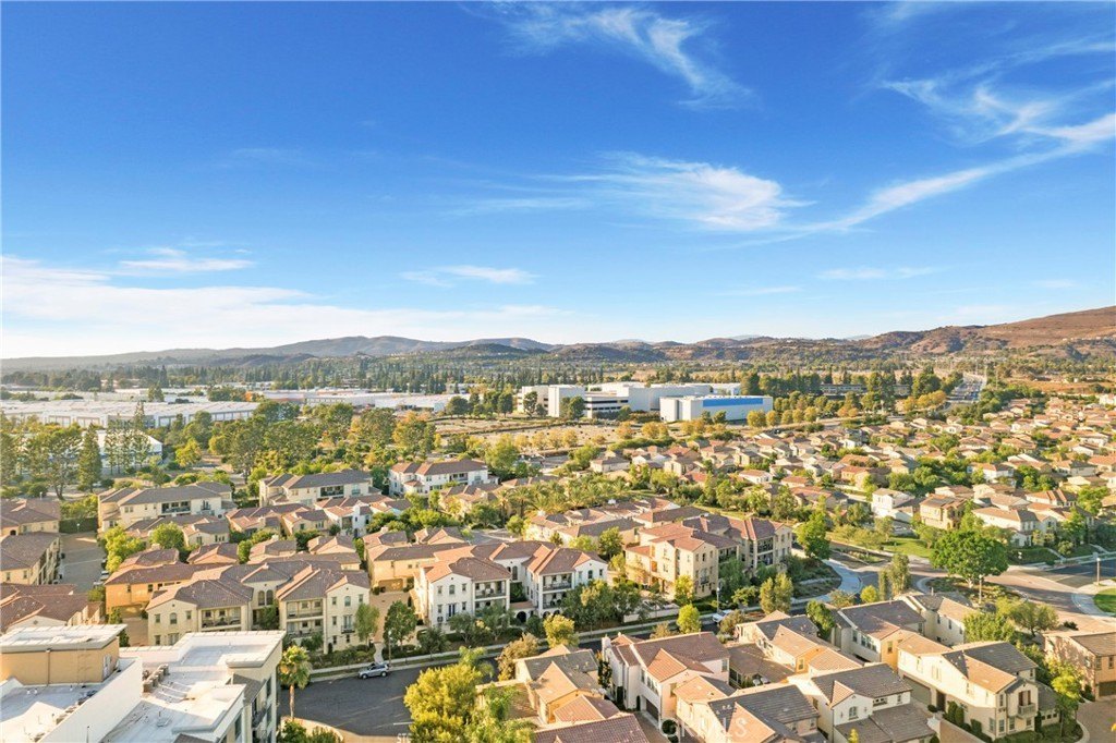 Brea, California, 92823, United States, 2 Bedrooms Bedrooms, ,2 BathroomsBathrooms,Residential,For Sale,1939924