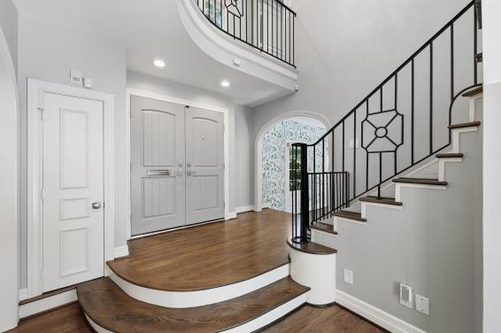 Houston, Texas, 77005, United States, 4 Bedrooms Bedrooms, ,4 BathroomsBathrooms,Residential,For Sale,1980164