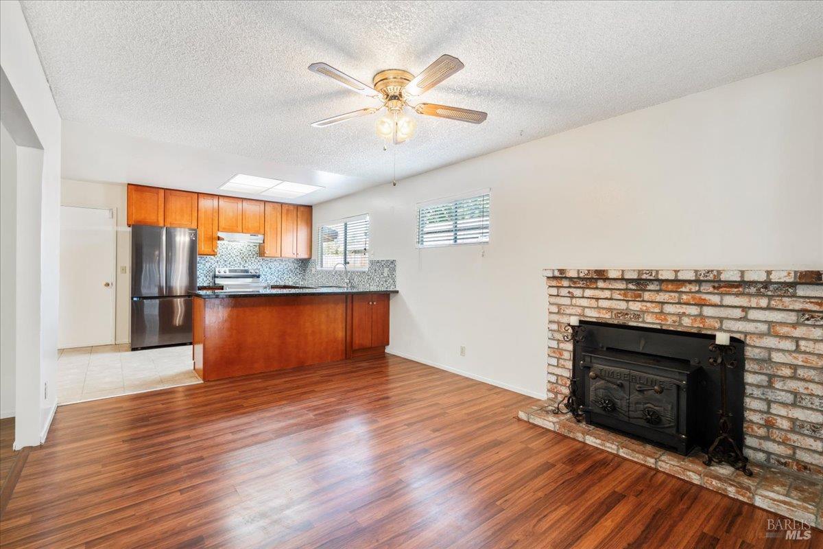Fairfield, California, 94533, United States, 4 Bedrooms Bedrooms, ,2 BathroomsBathrooms,Residential,For Sale,1927172