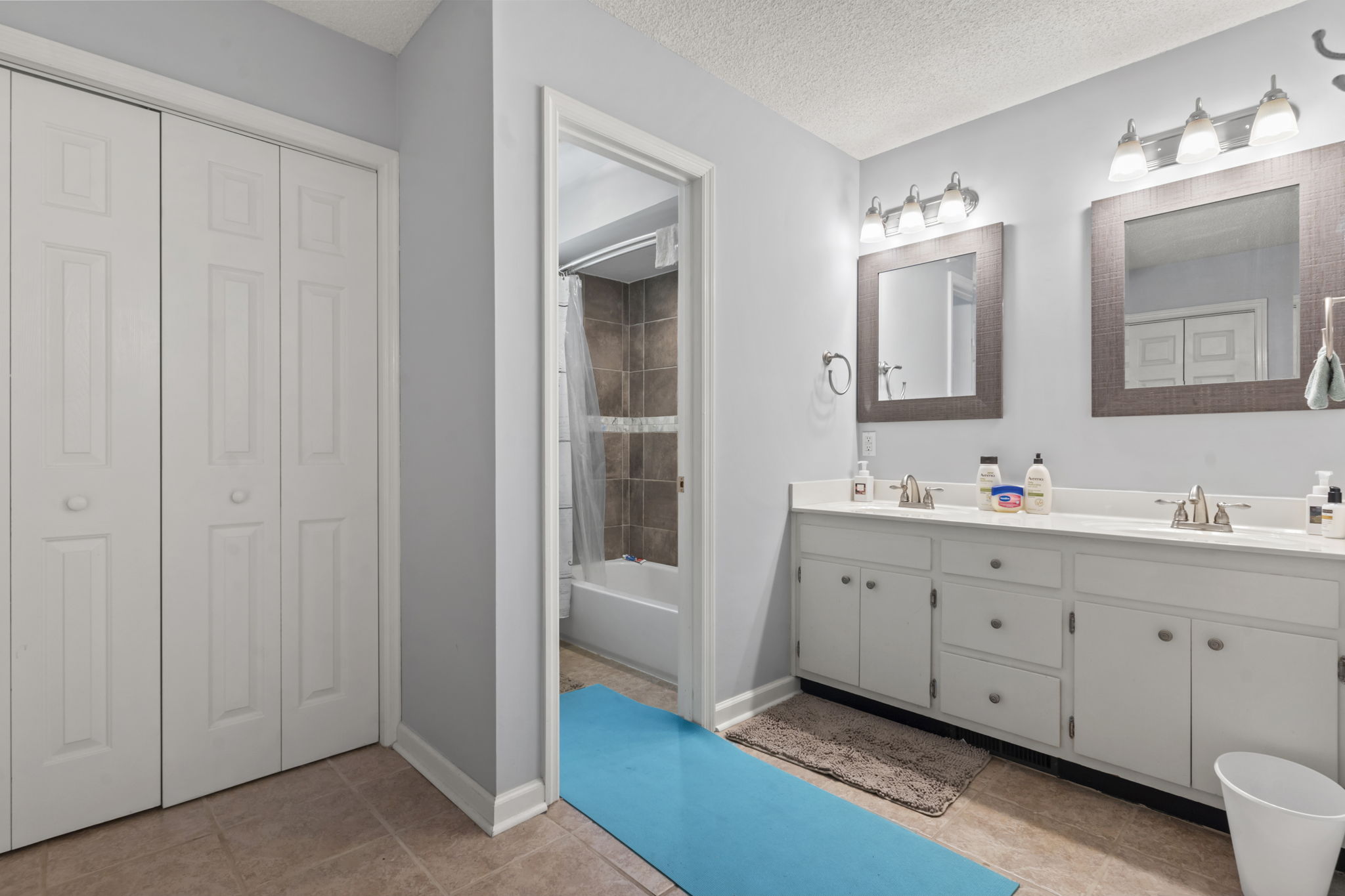 Galivants Ferry, South Carolina, 29544, United States, 4 Bedrooms Bedrooms, ,3 BathroomsBathrooms,Residential,For Sale,1986095